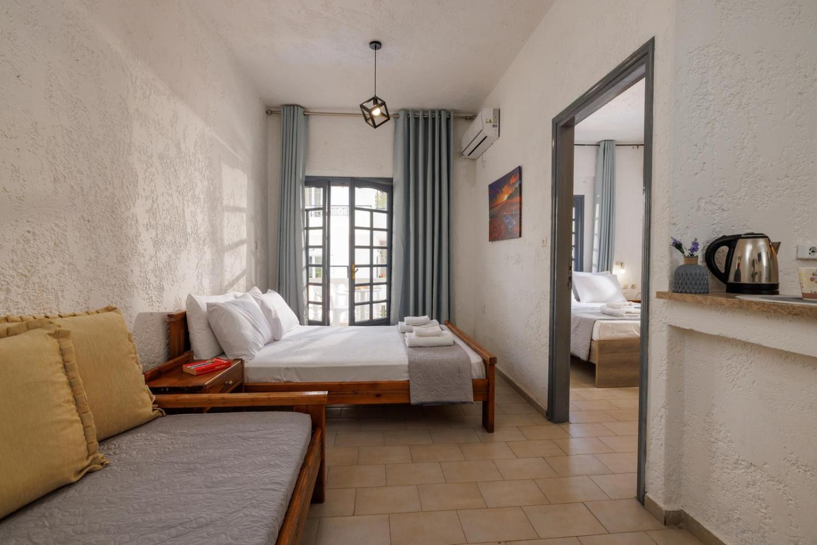 Kings & Aparthotel Hersonissos (Crete)