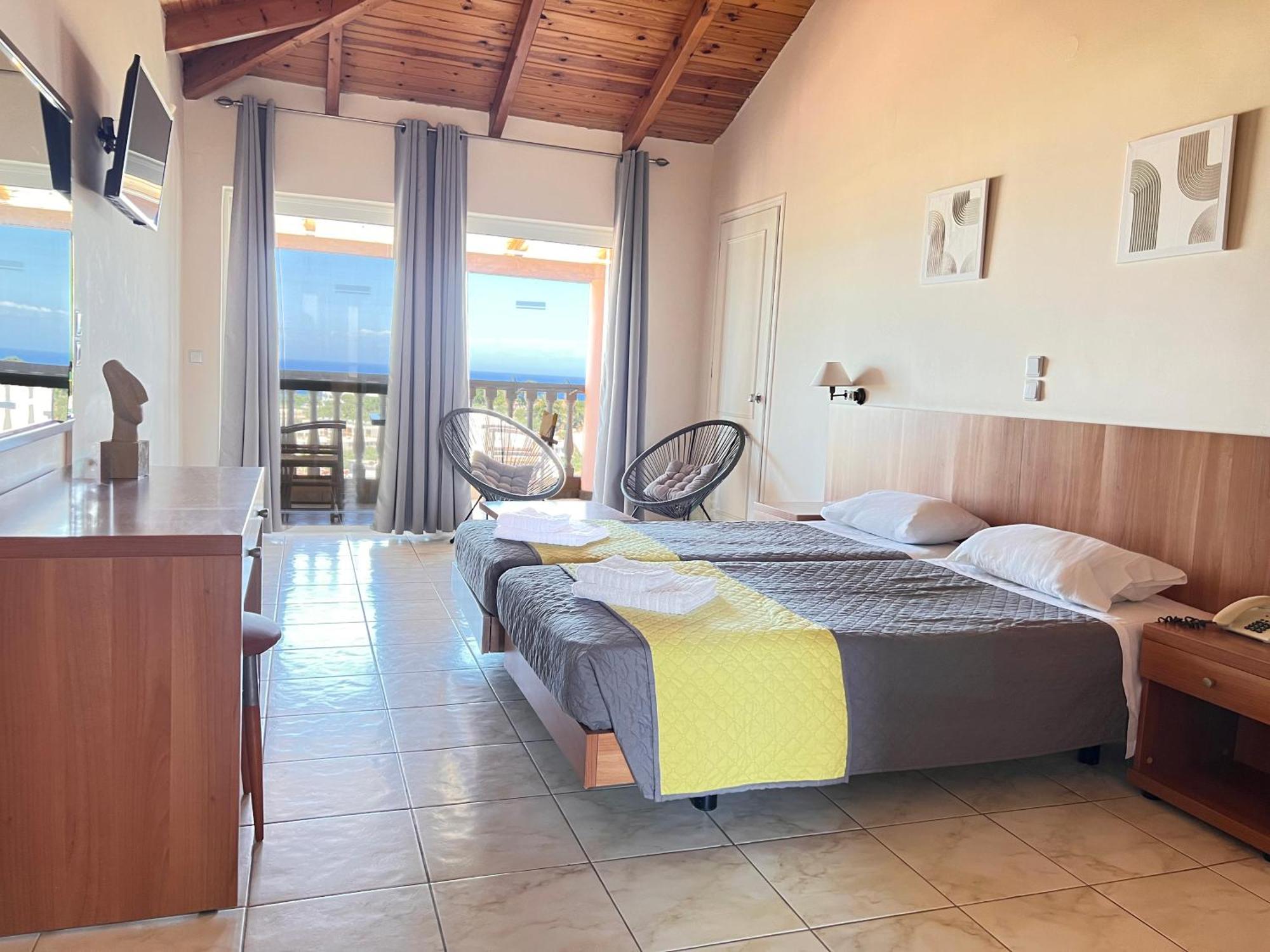 Aparthotel Ariadne 2*