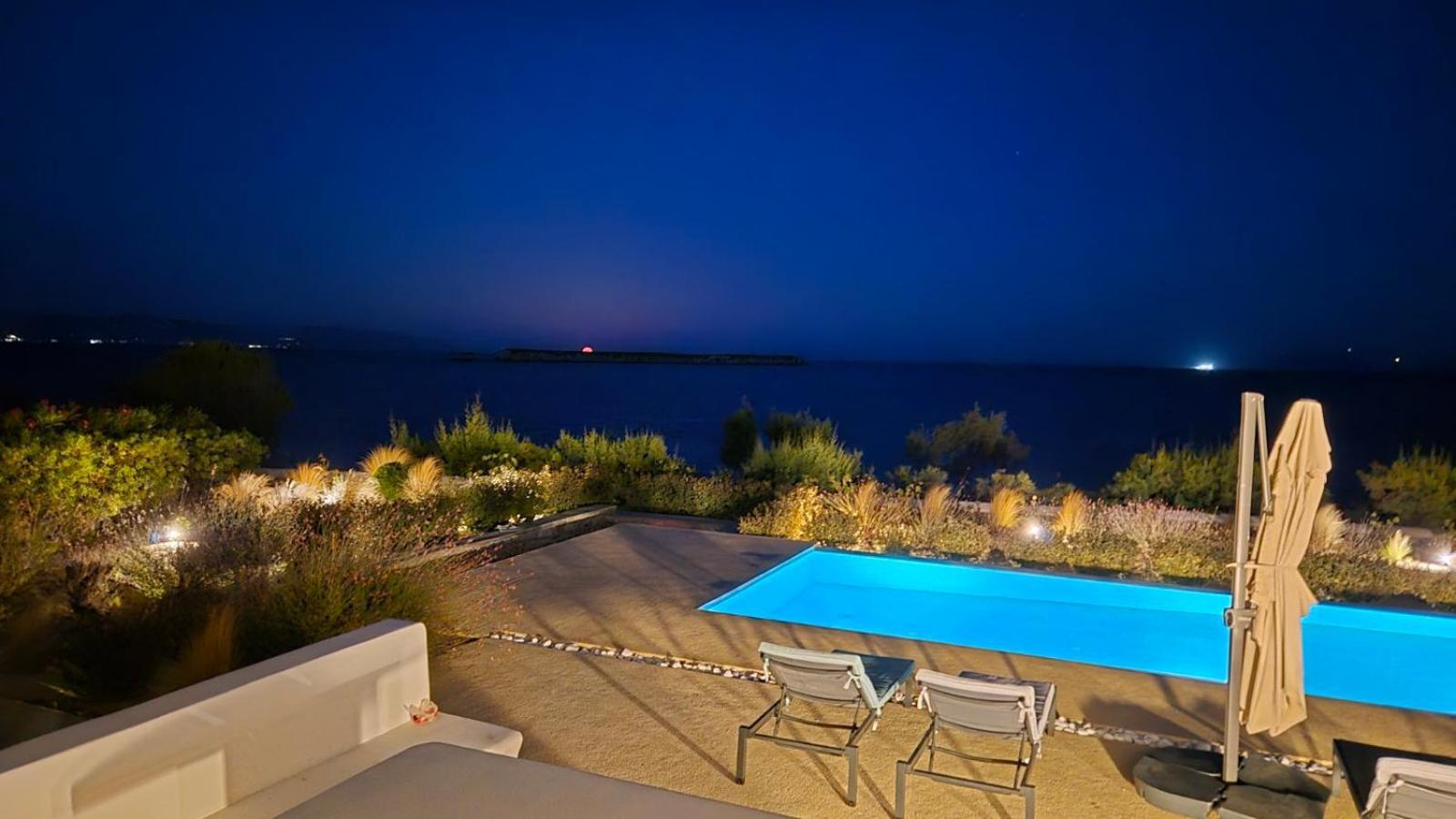 Villa Golden View With Private Swimming Pool