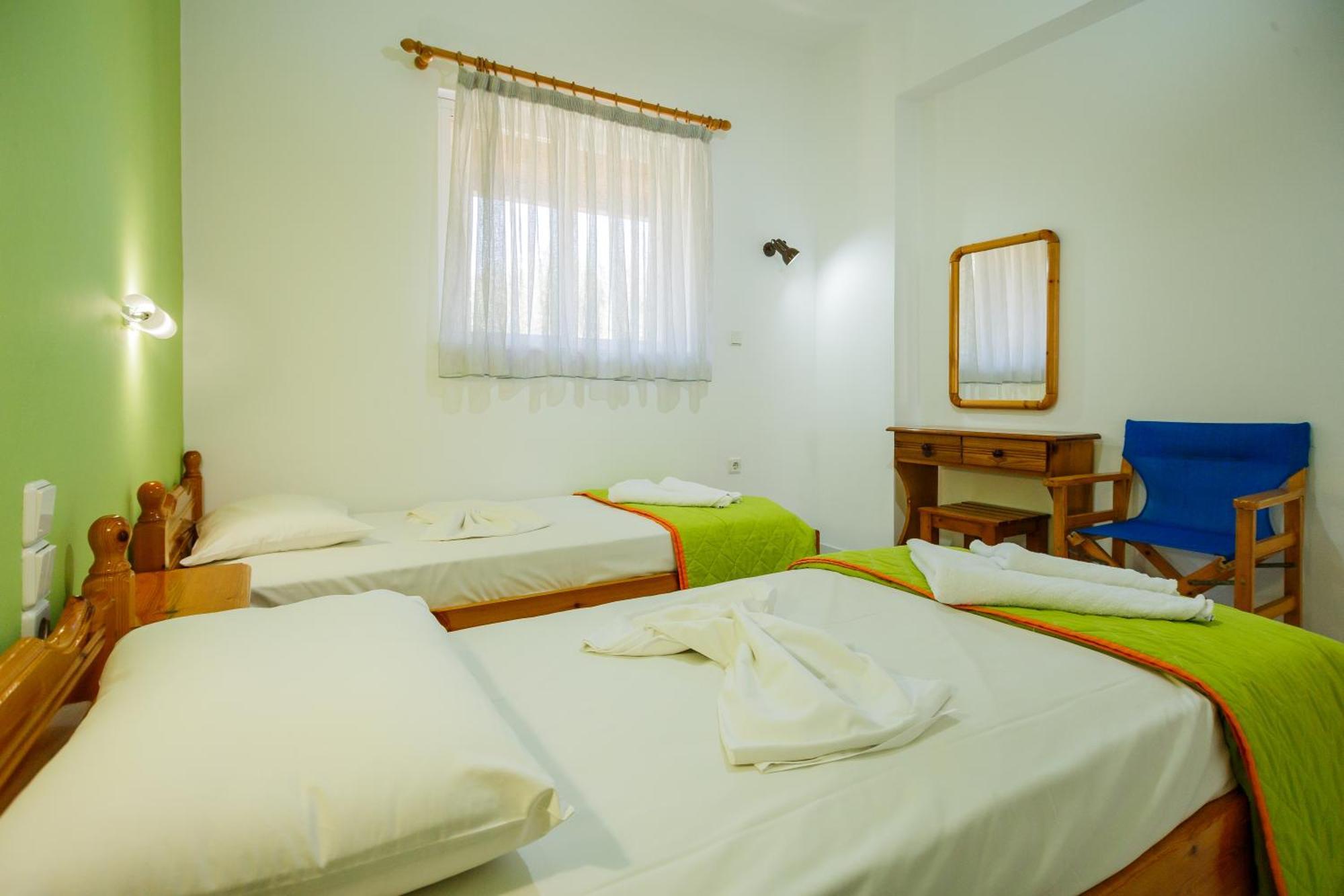 Aparthotel Kyprianos Keri