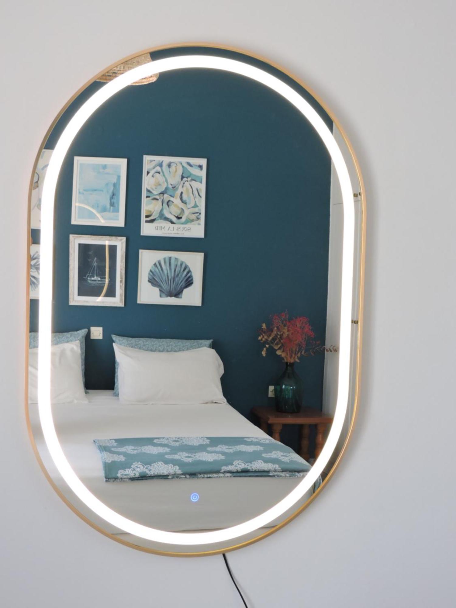 Aeolia Apartment