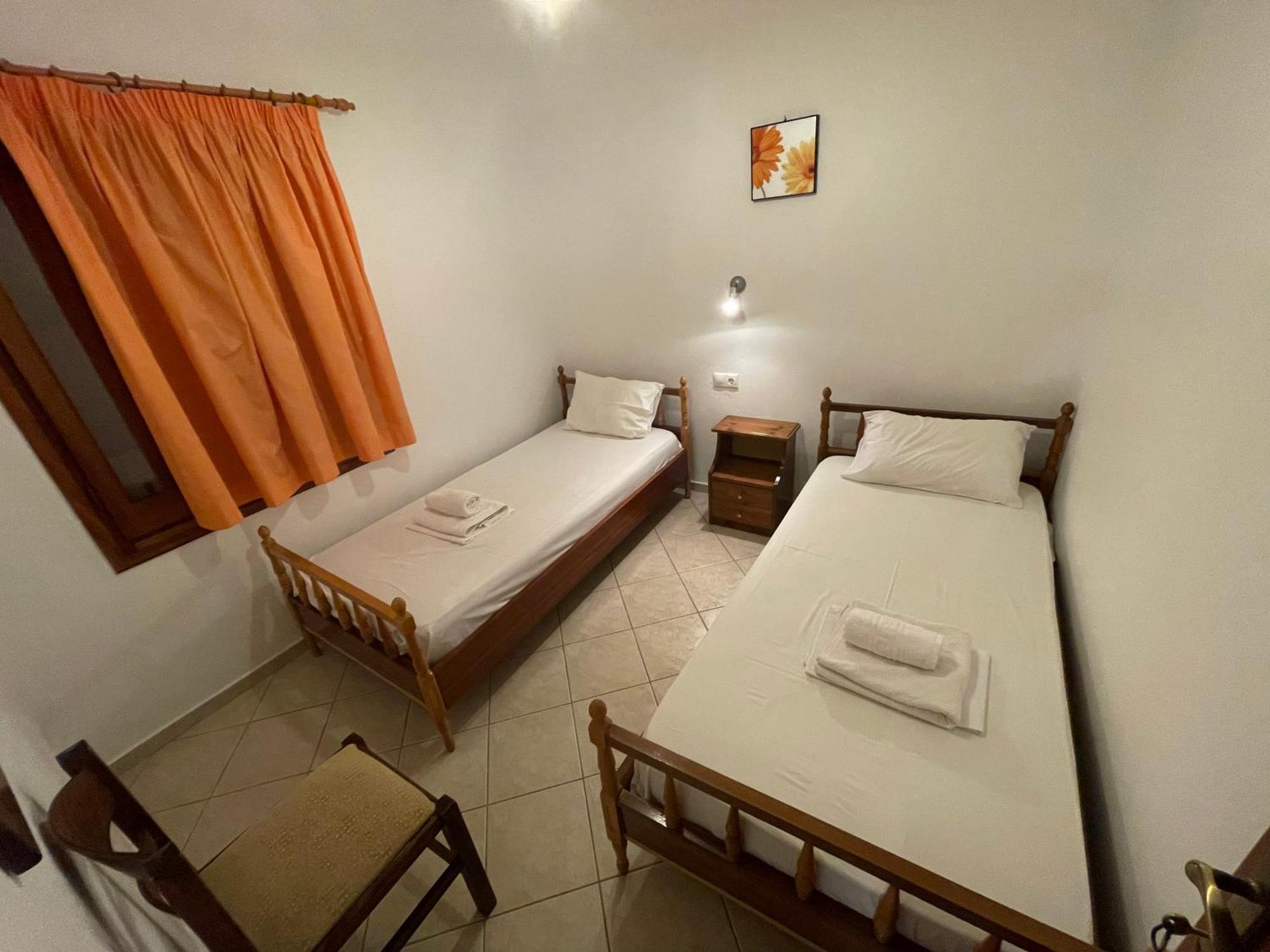 Delfinia Apartment