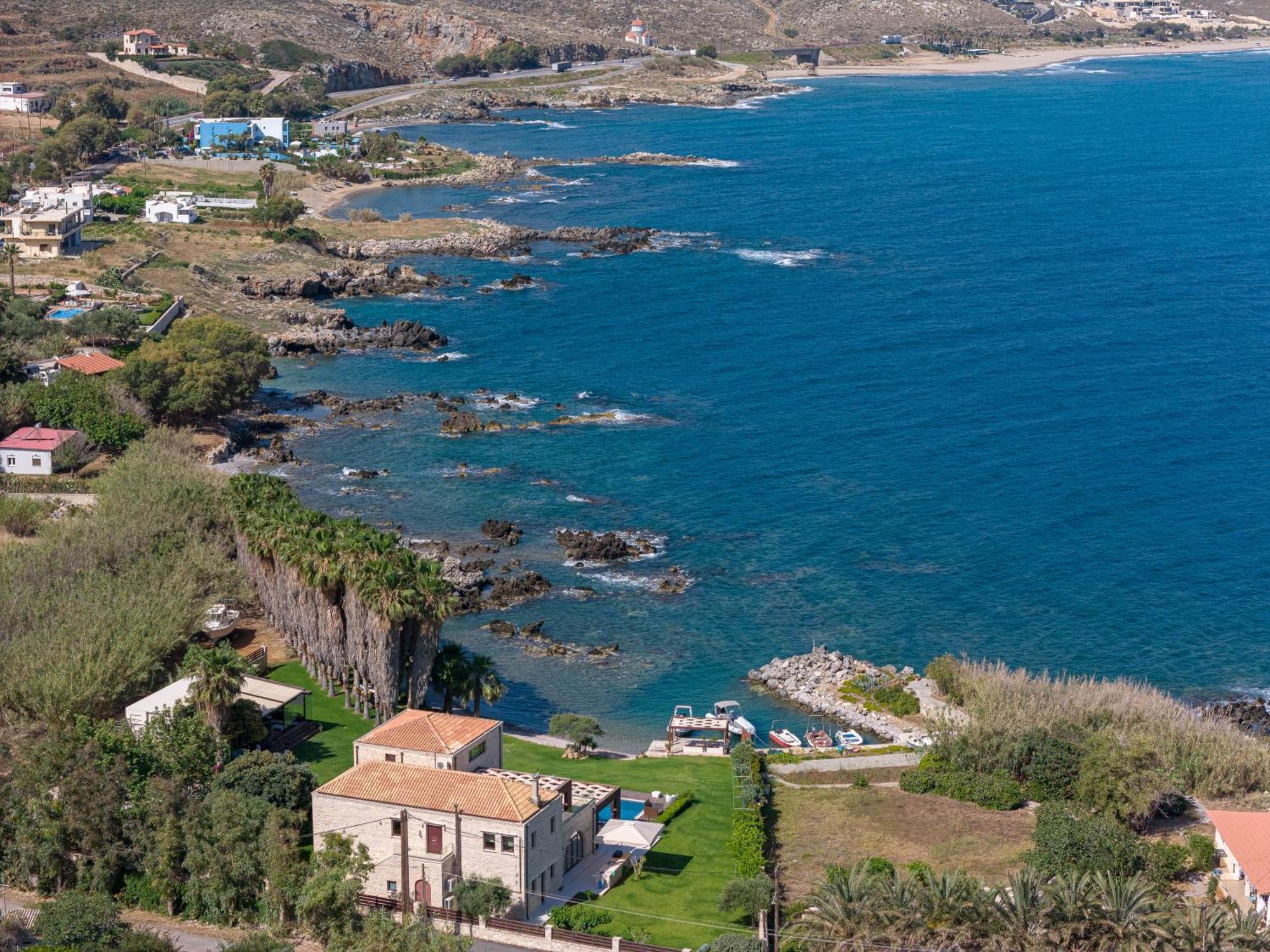 Lygia Villa *