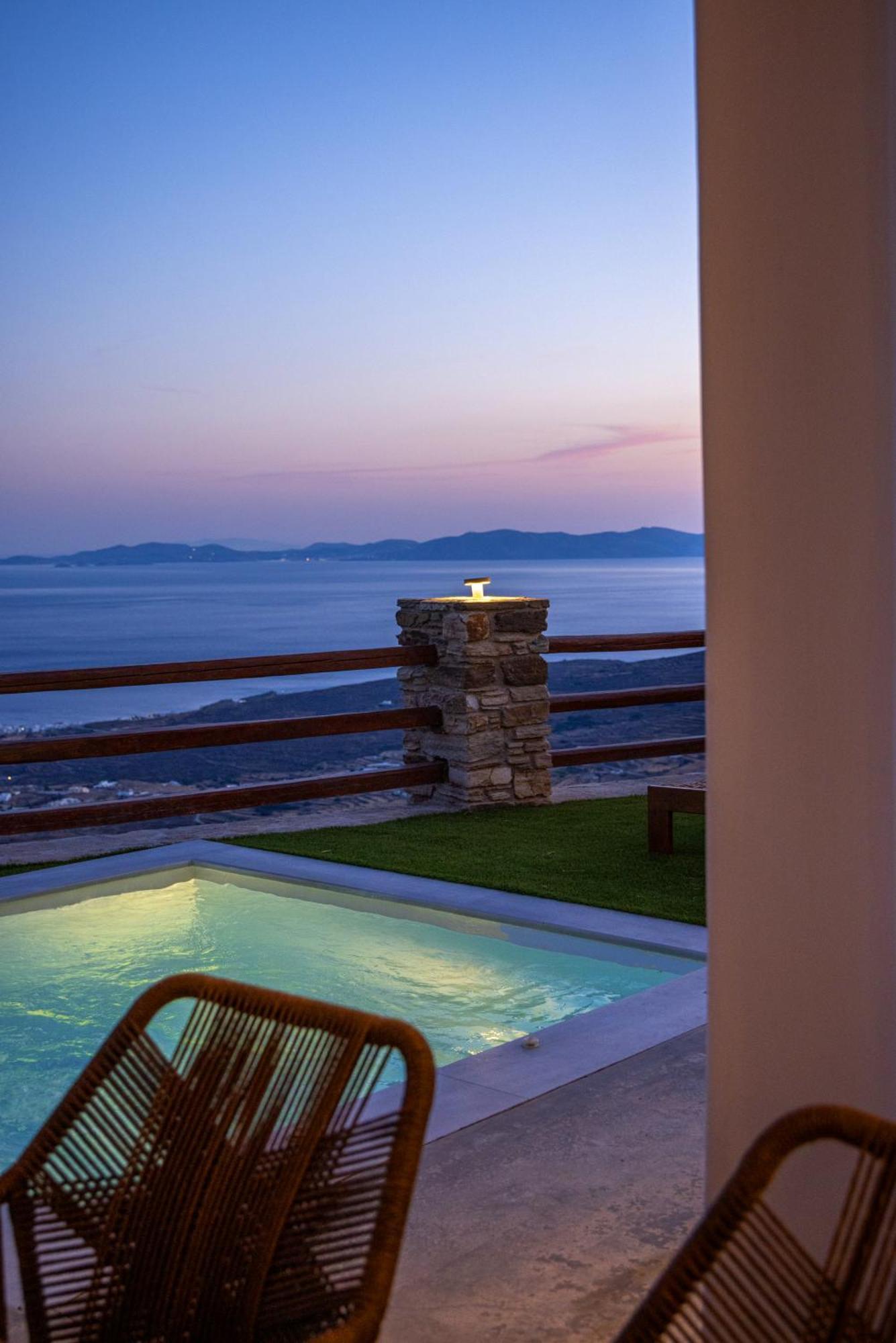 Felicia Exclusive - Private Pool Holiday home Arnados