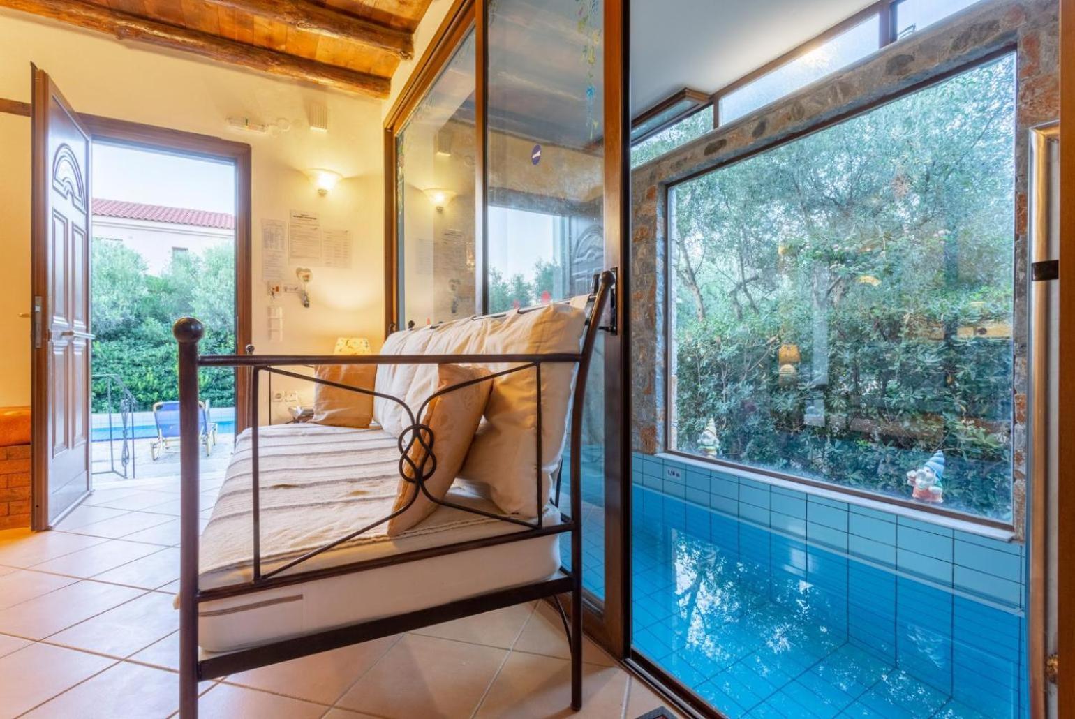 Villa Nineta Tavronitis (Crete)
