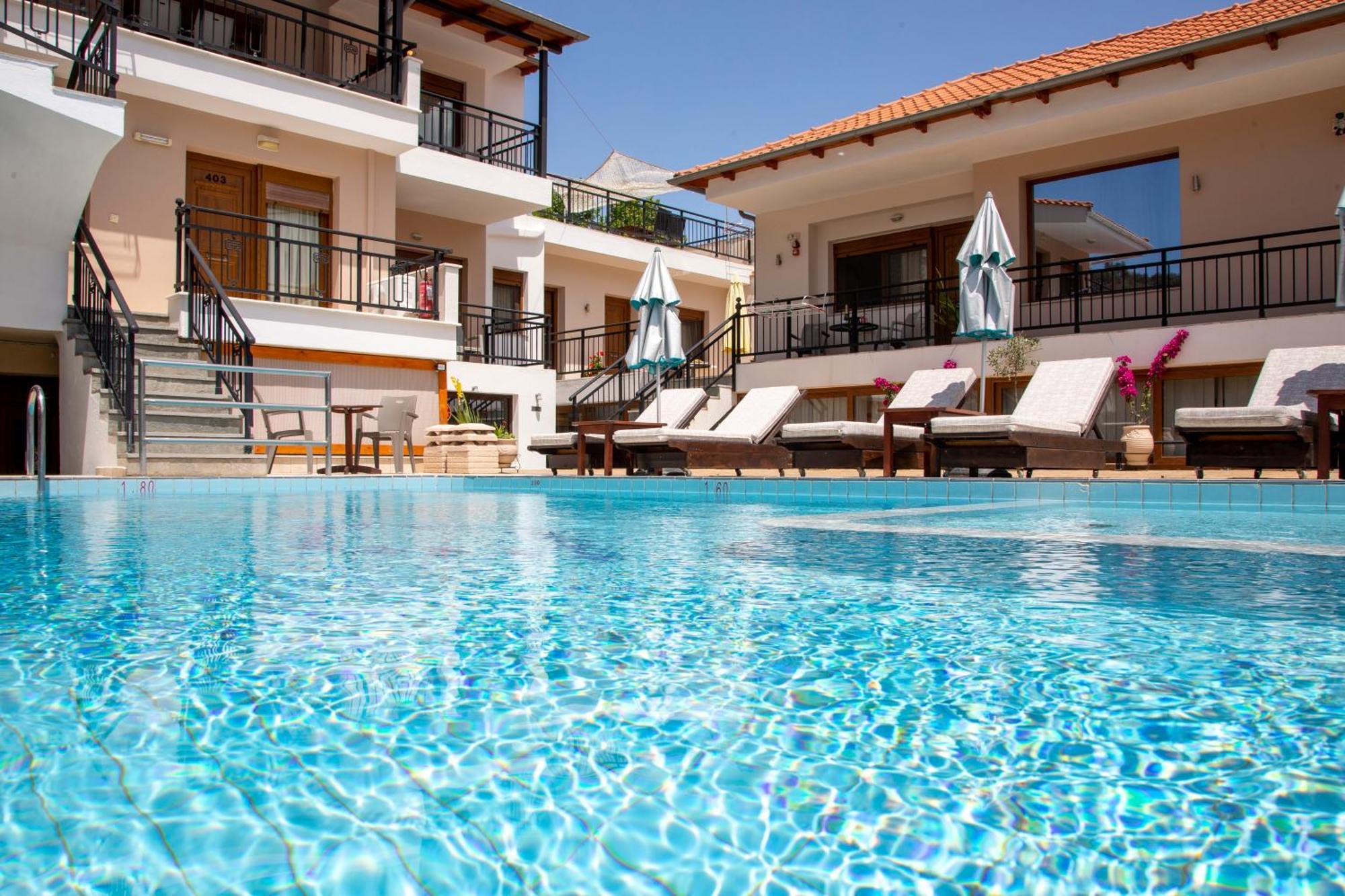 Porto Marina Aparthotel Chrysi Ammoudia