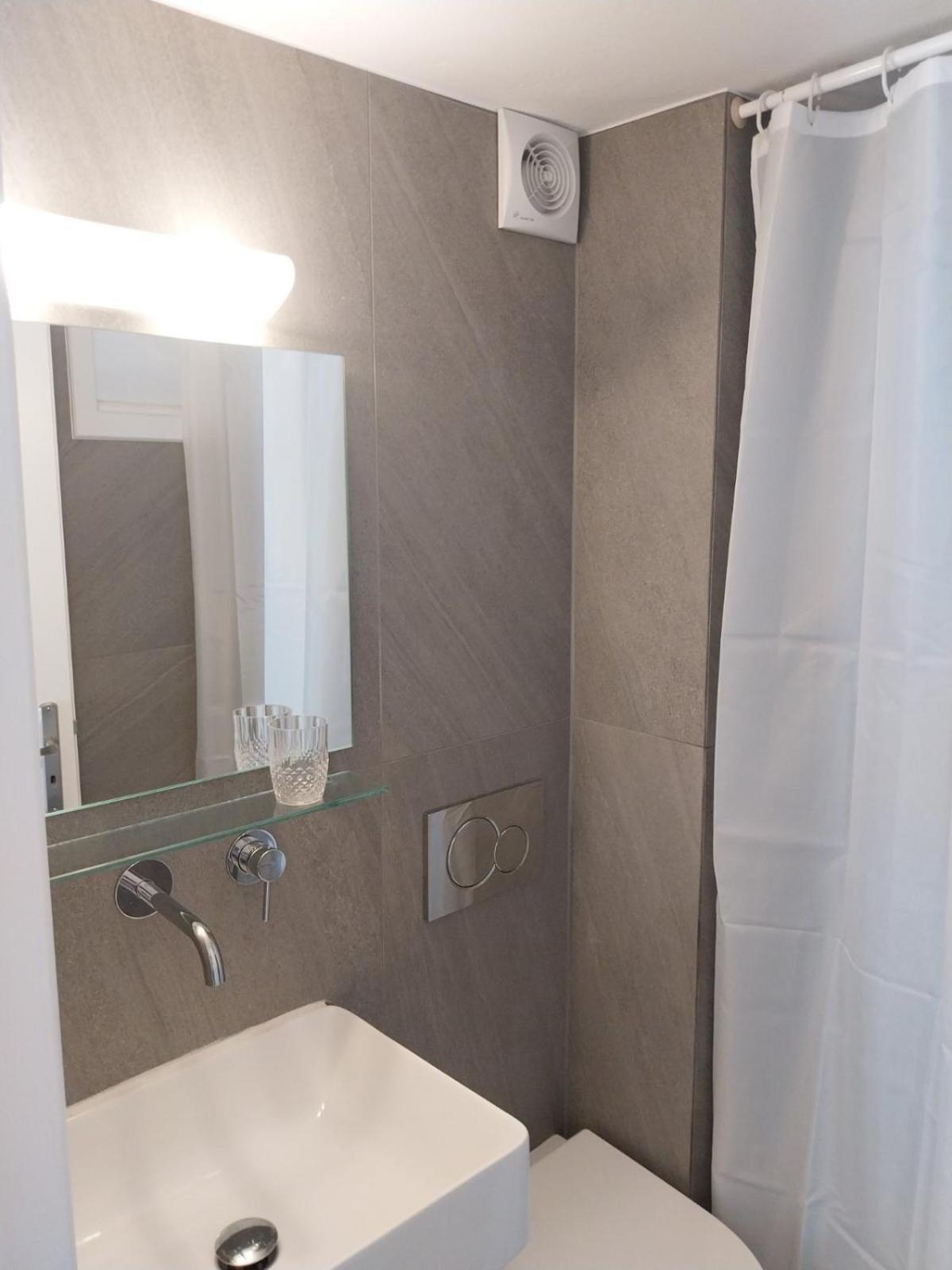 Florance & Aparthotel 2*