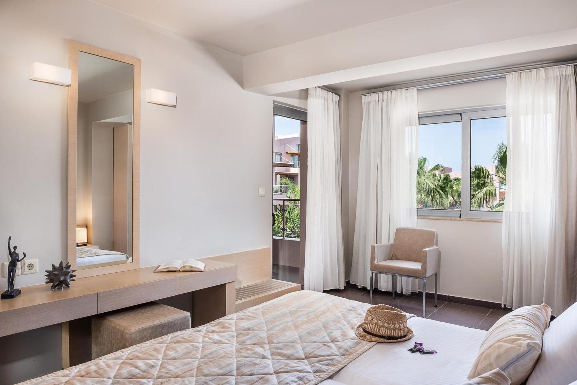 Stellina Village 4*