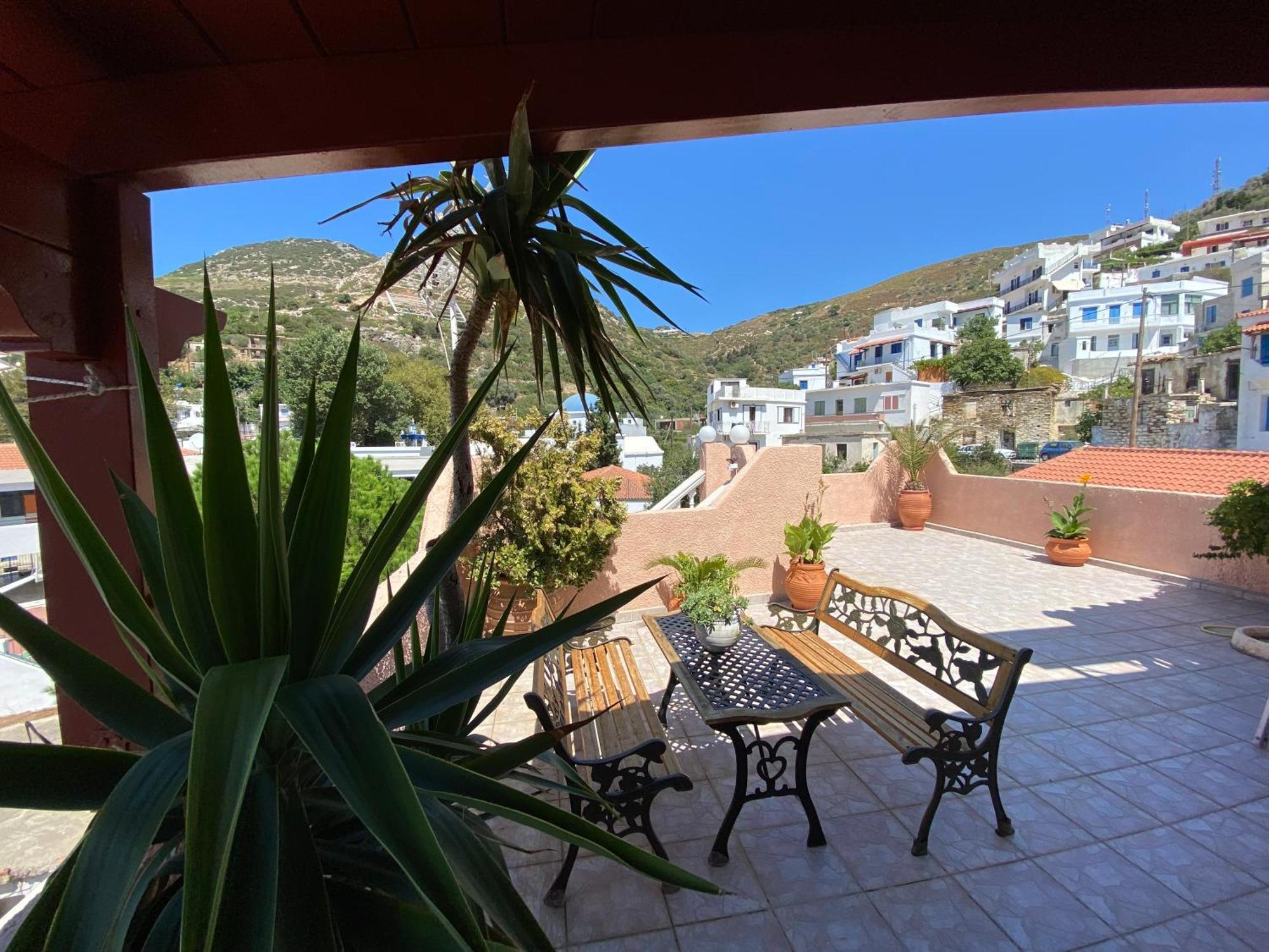 Manolis Maria Flitzani Apartment Fourni Ikarias