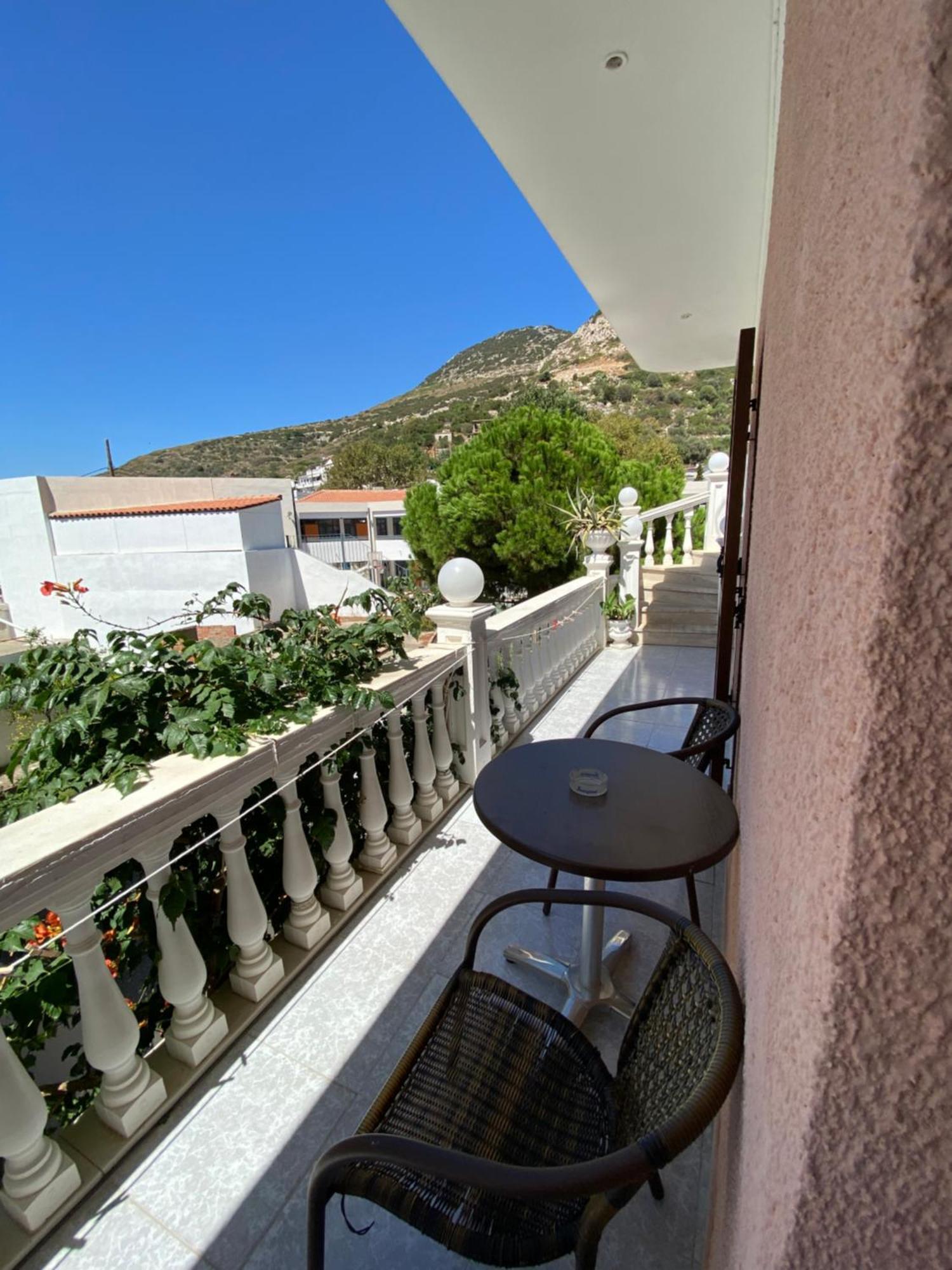 Manolis Maria Flitzani Apartment *