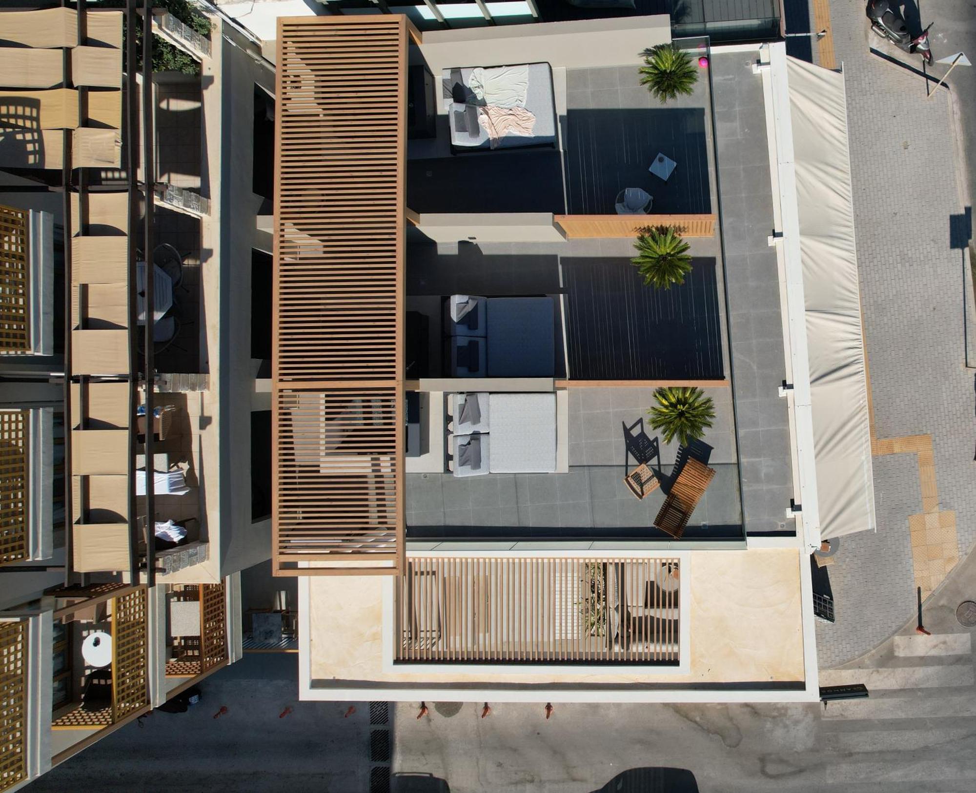 Ammos Suites Hotel 4*