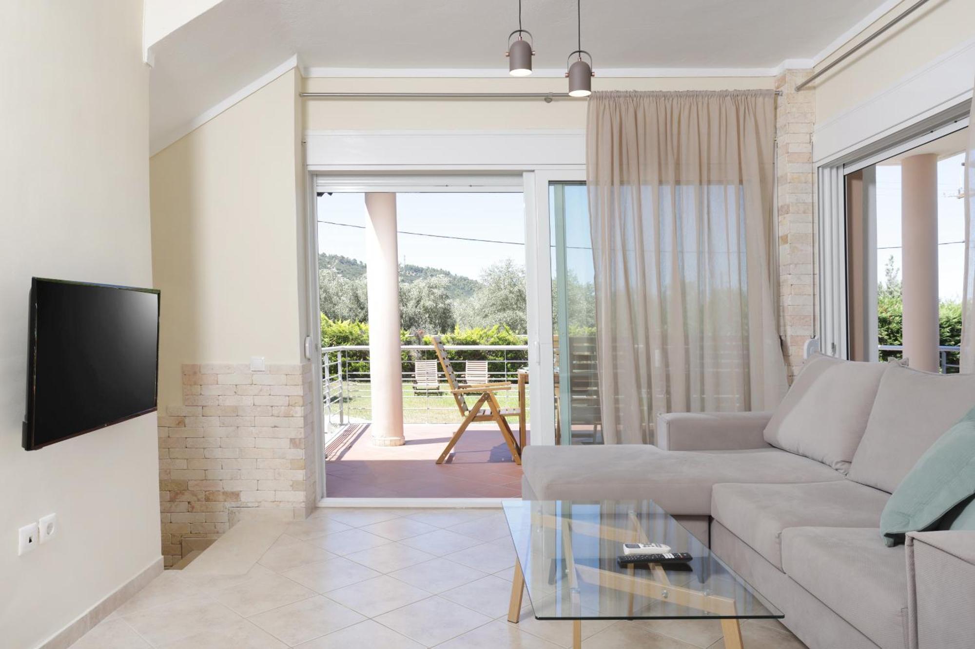Toroneos Sea Side Villa