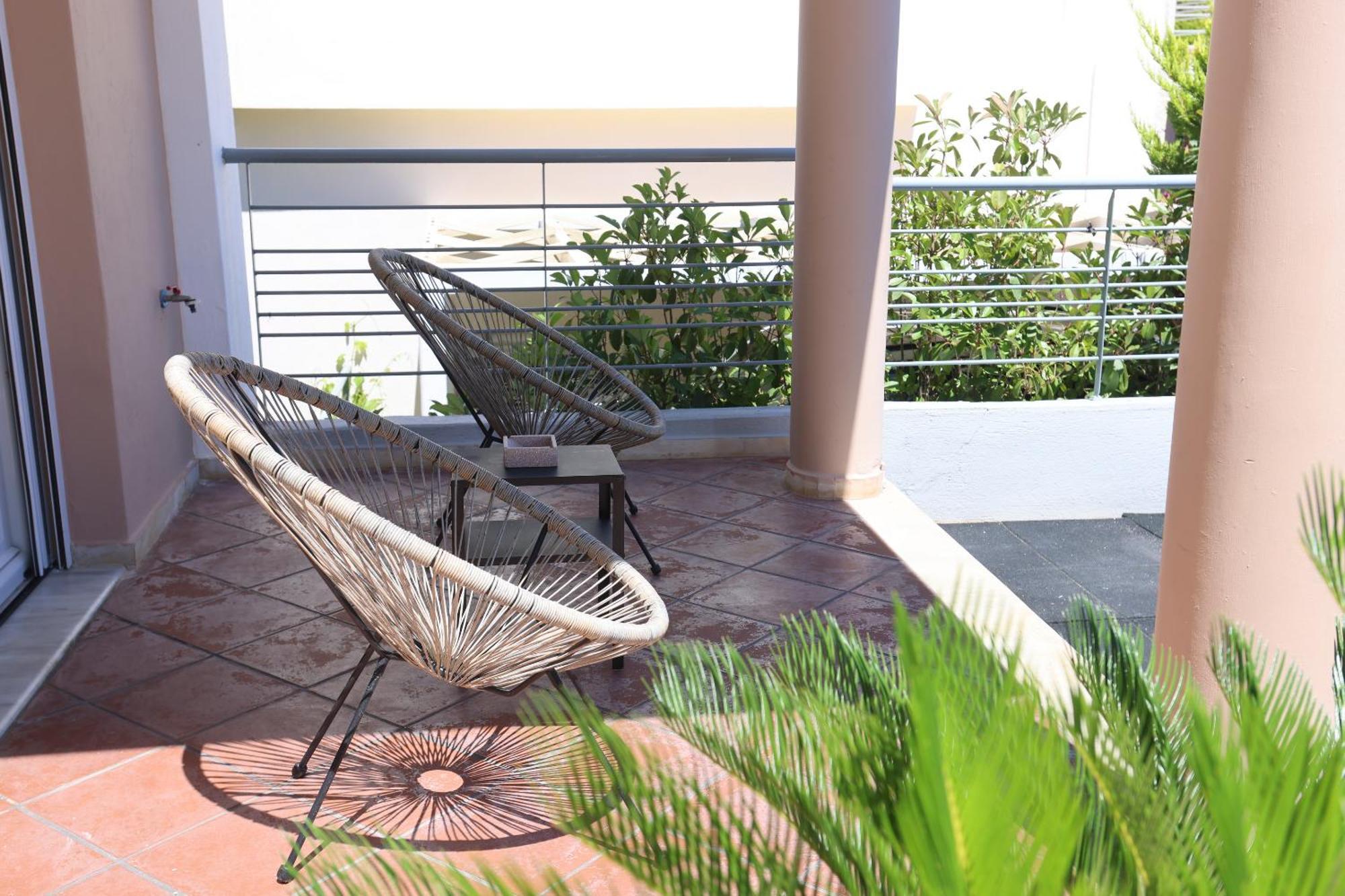 Toroneos Sea Side Villa *