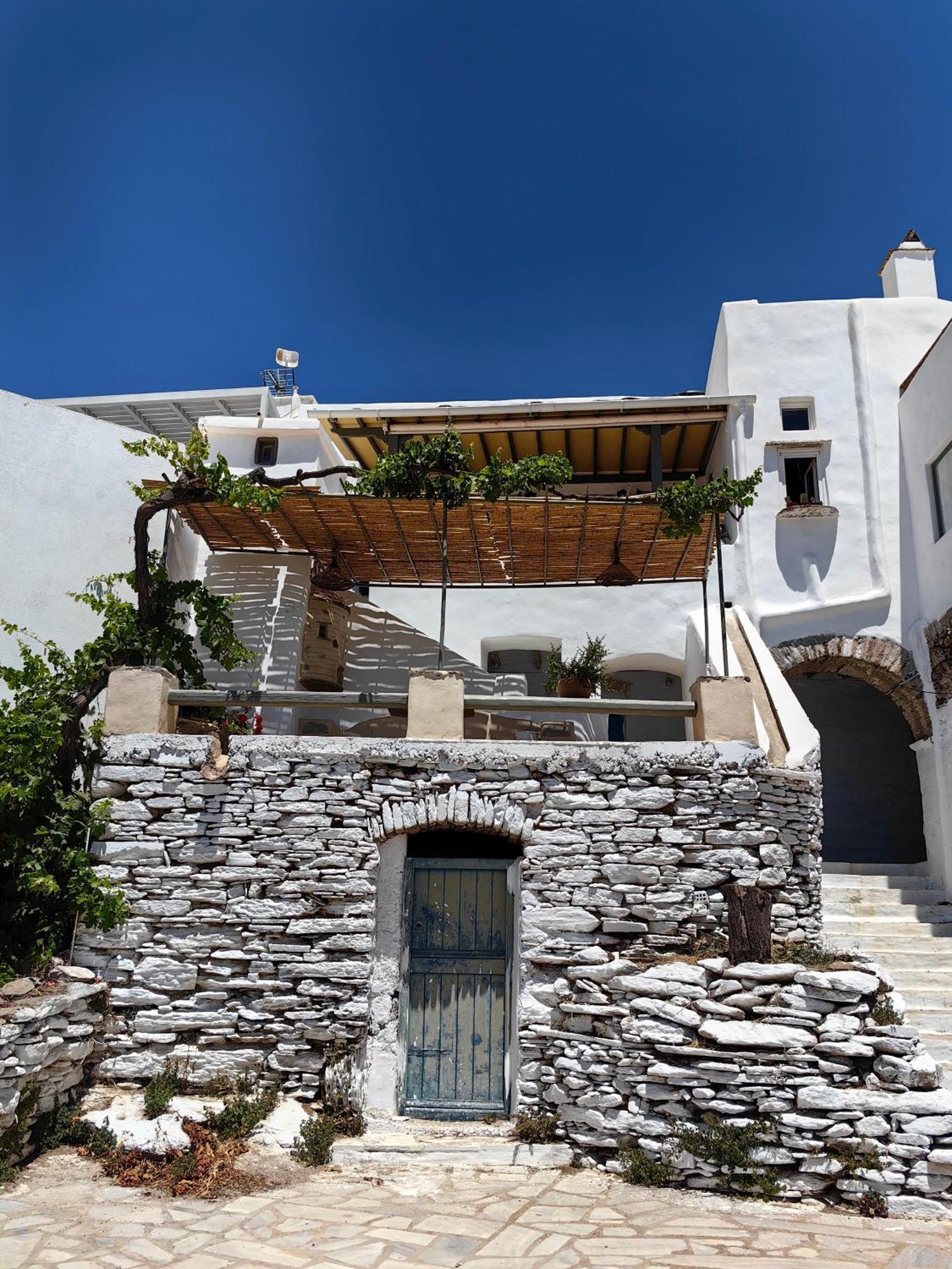 Vgena's House In Dio Choria Tinos