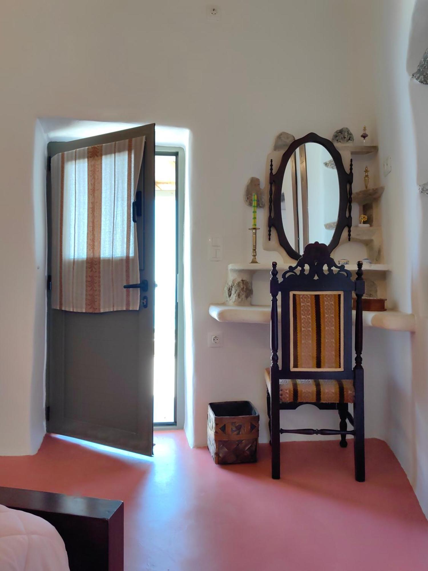 Holiday home Vgena's House In Dio Choria *