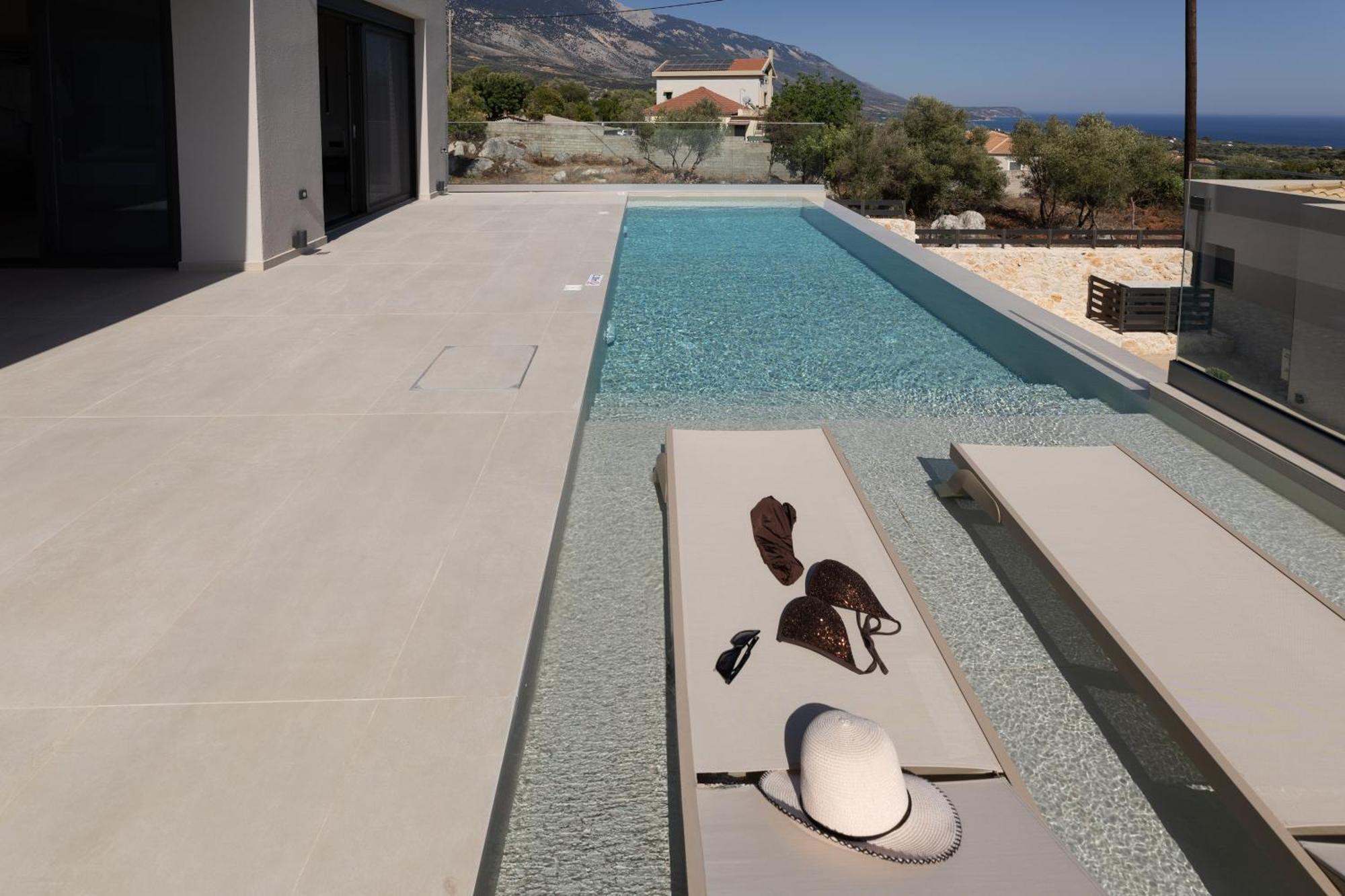 Gem Luxury Sea View Villa Karavados