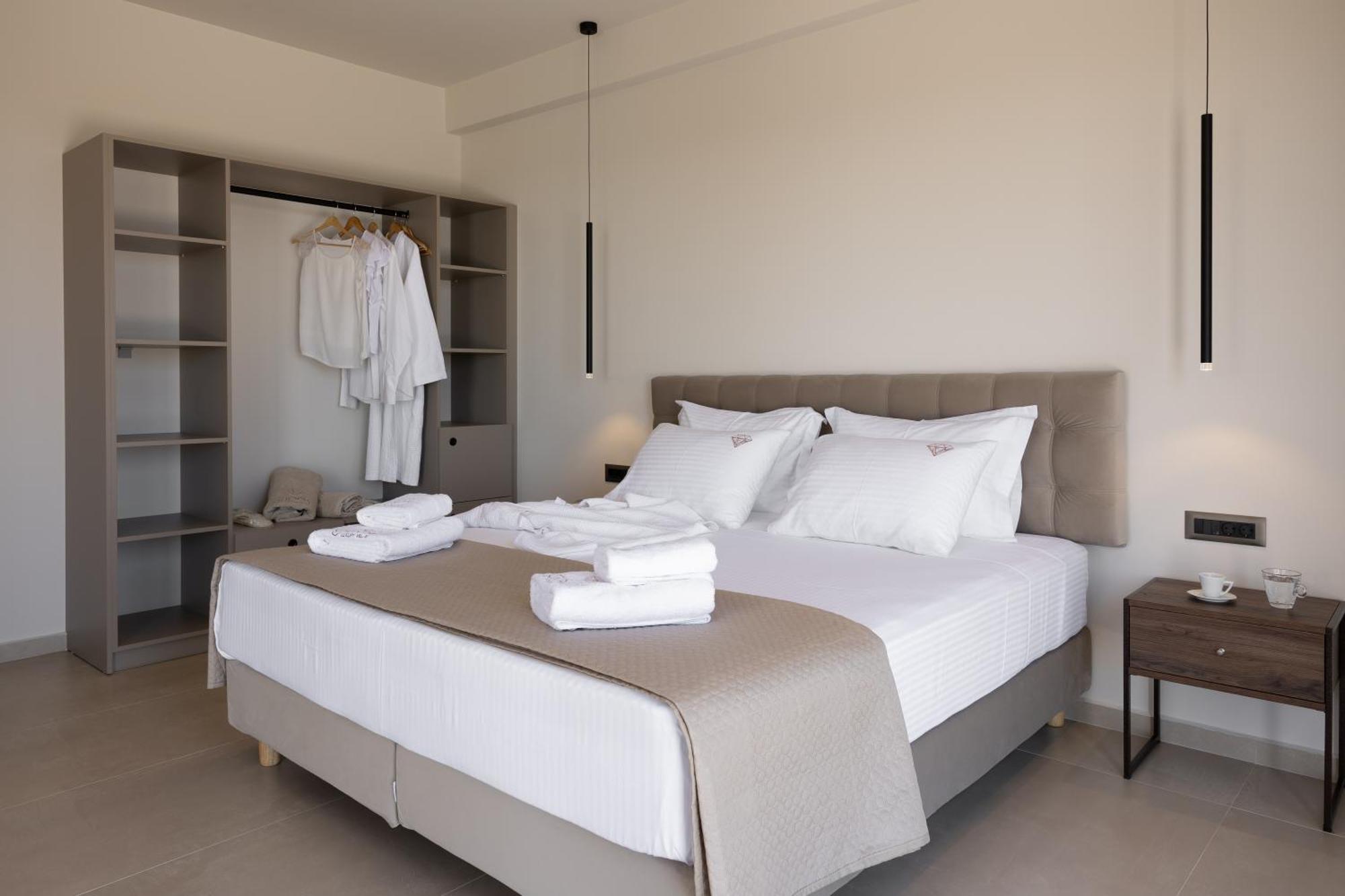 Gem Luxury Sea View Villa Karavados