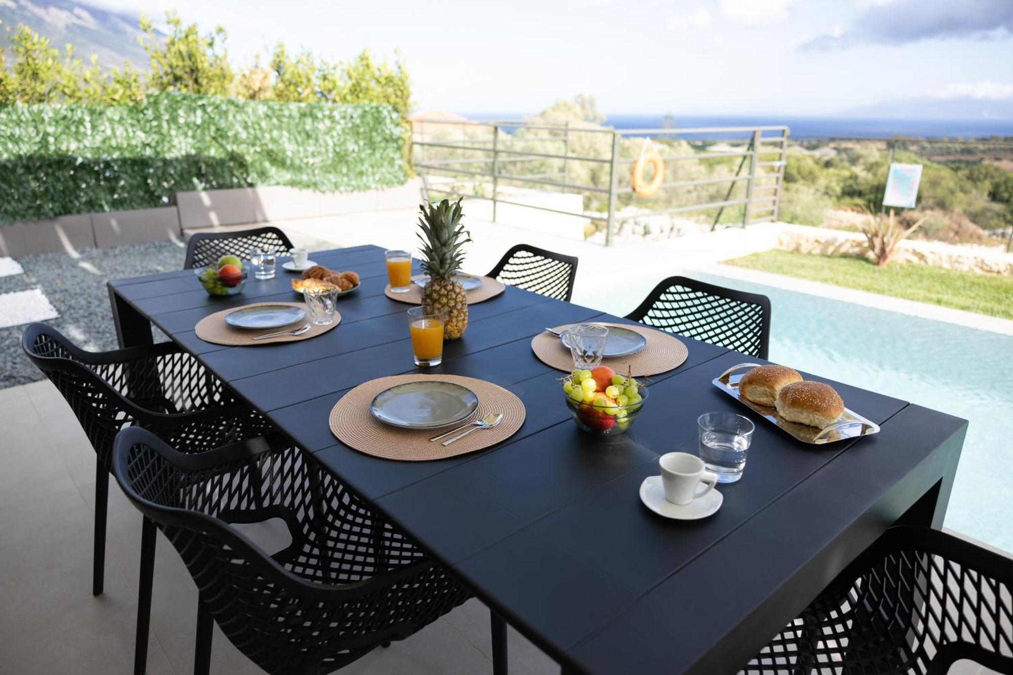 Gem Luxury Sea View Karavados