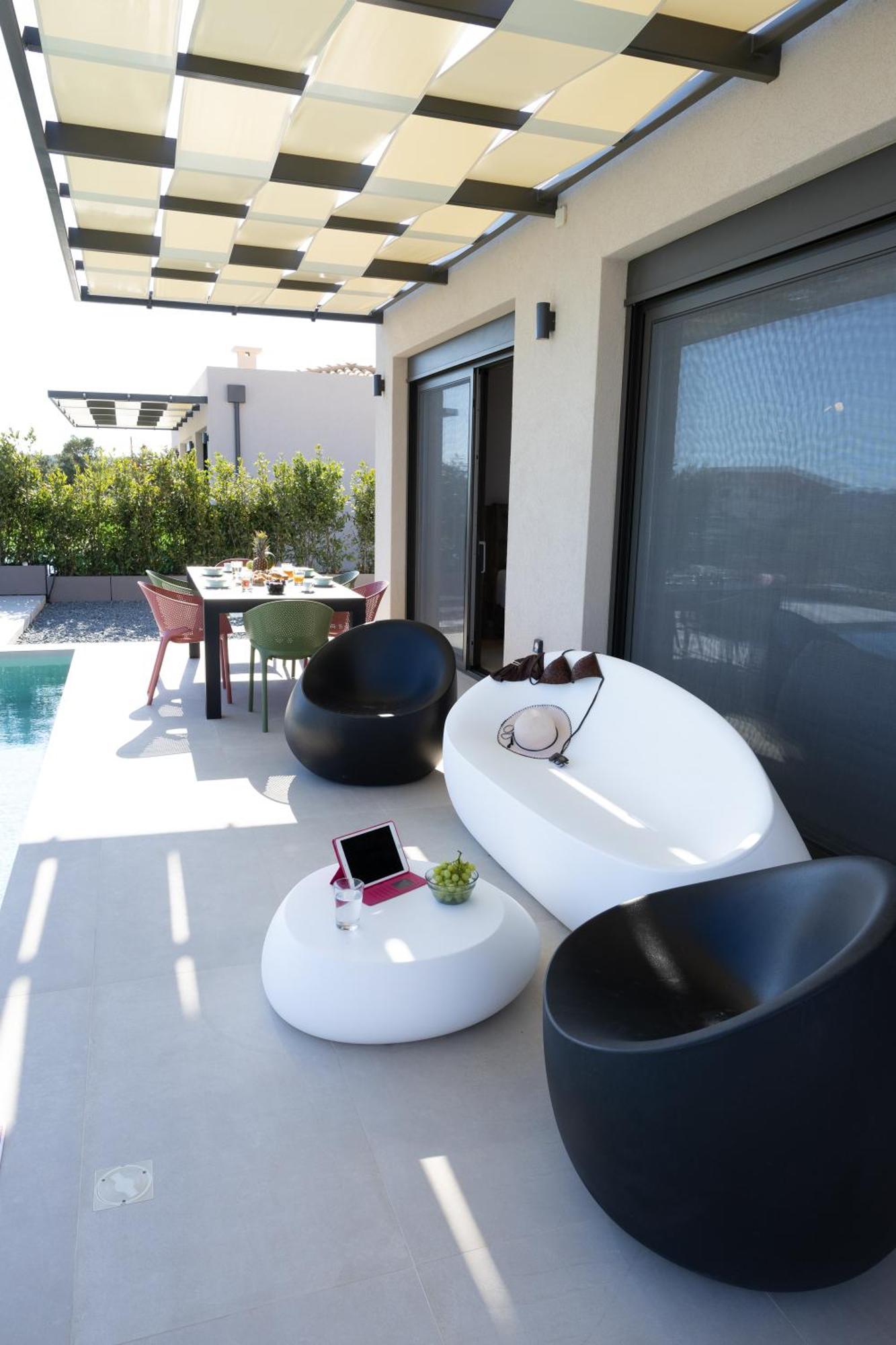 Gem Luxury Sea View Villa *