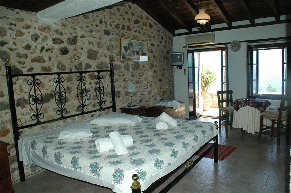Pablito House Monemvasia
