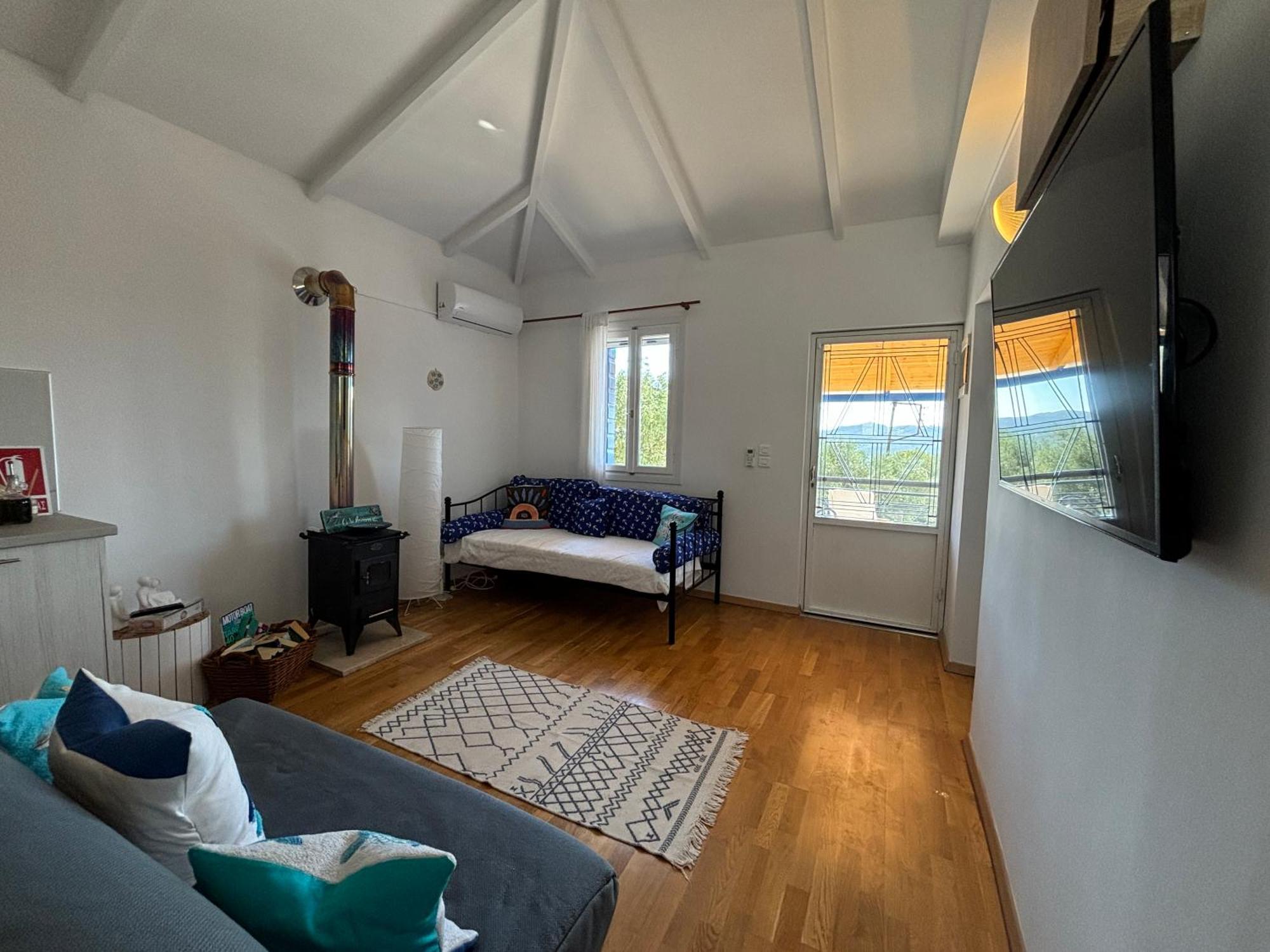 The Olive Pickers House Holiday home *