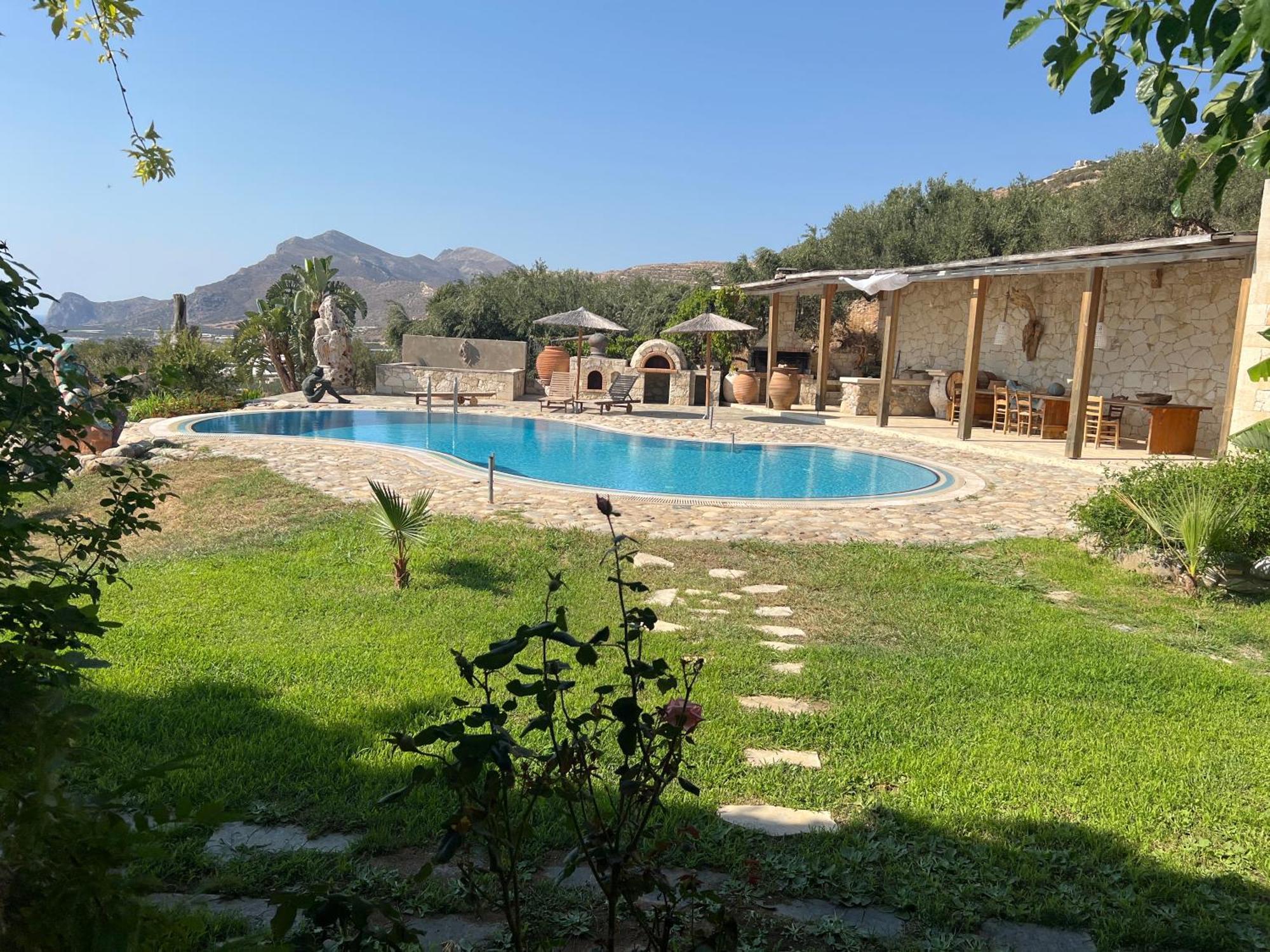Falassarni Exclusive Villa *