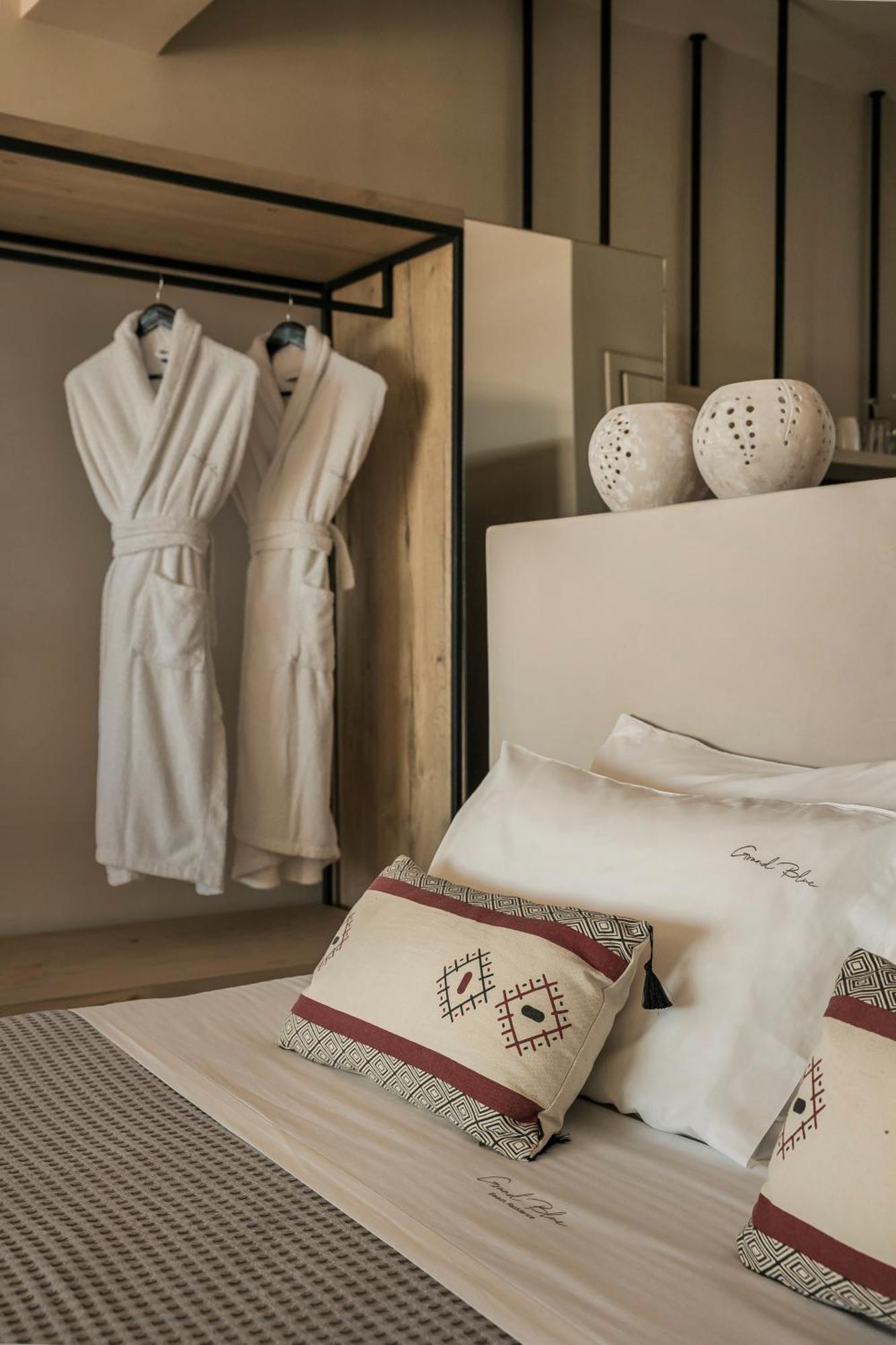 Grand Blue Residences Apartment *