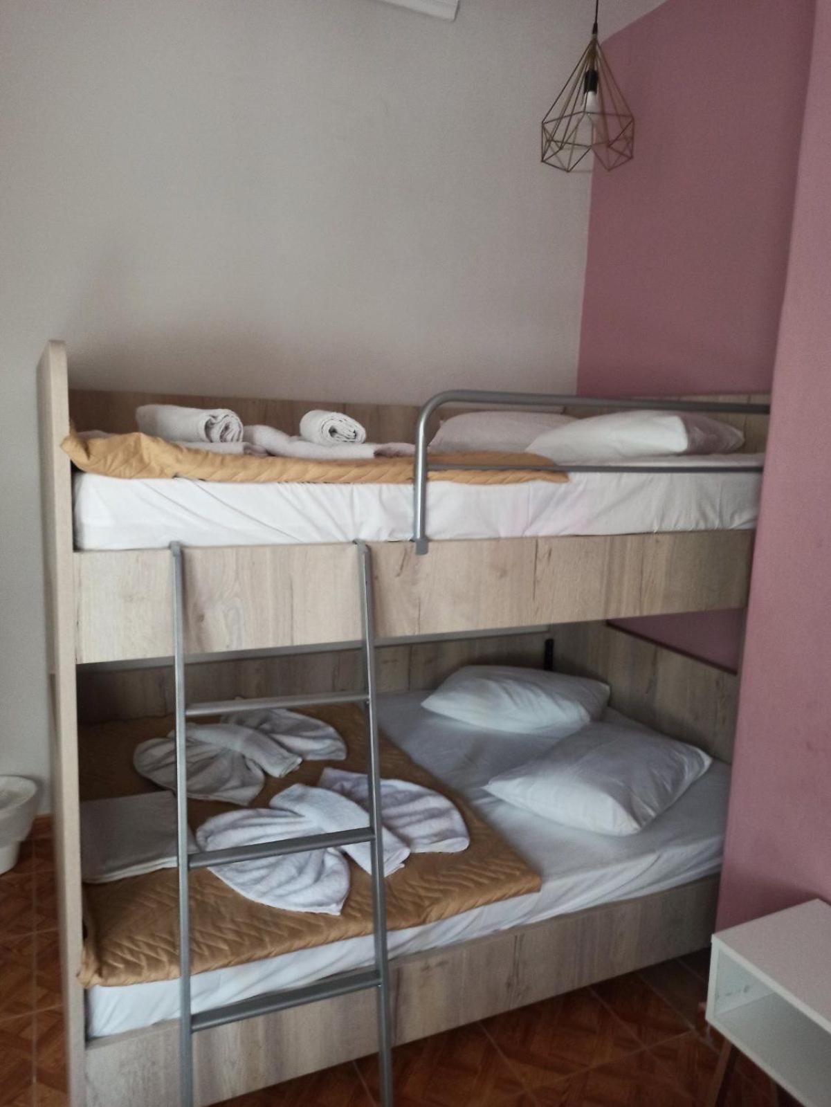 Amaya Pine Guest house *
