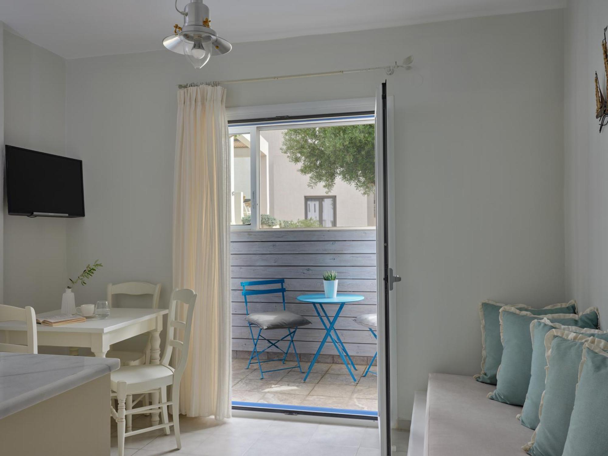 Aelia Apartment *