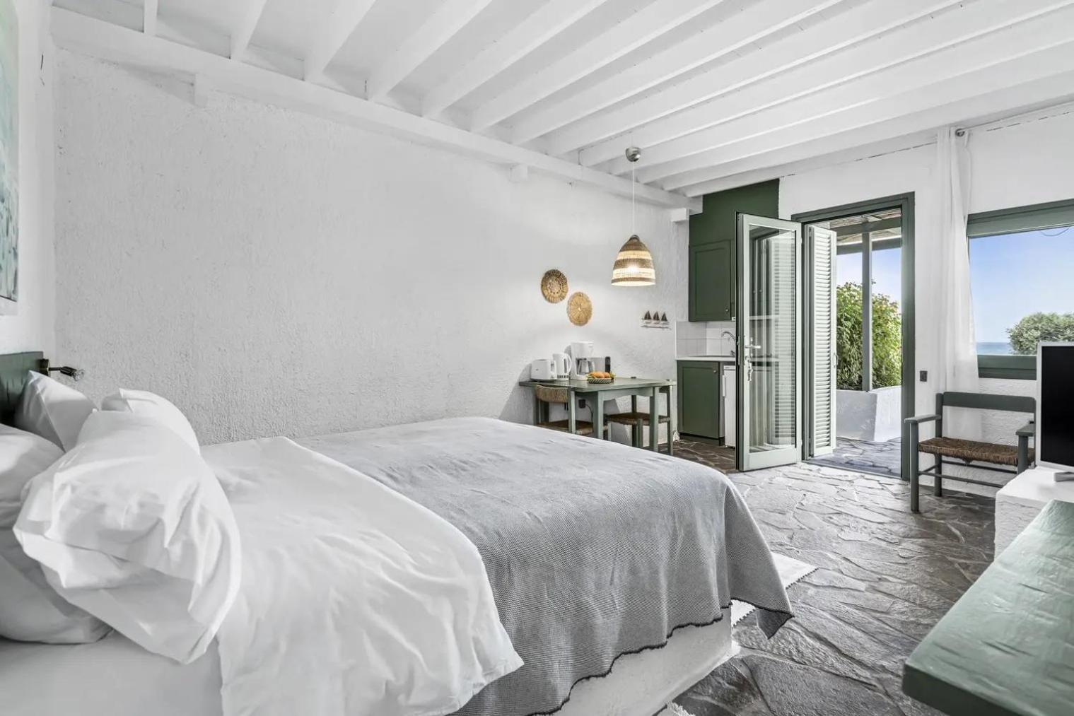 Apartment Niriides