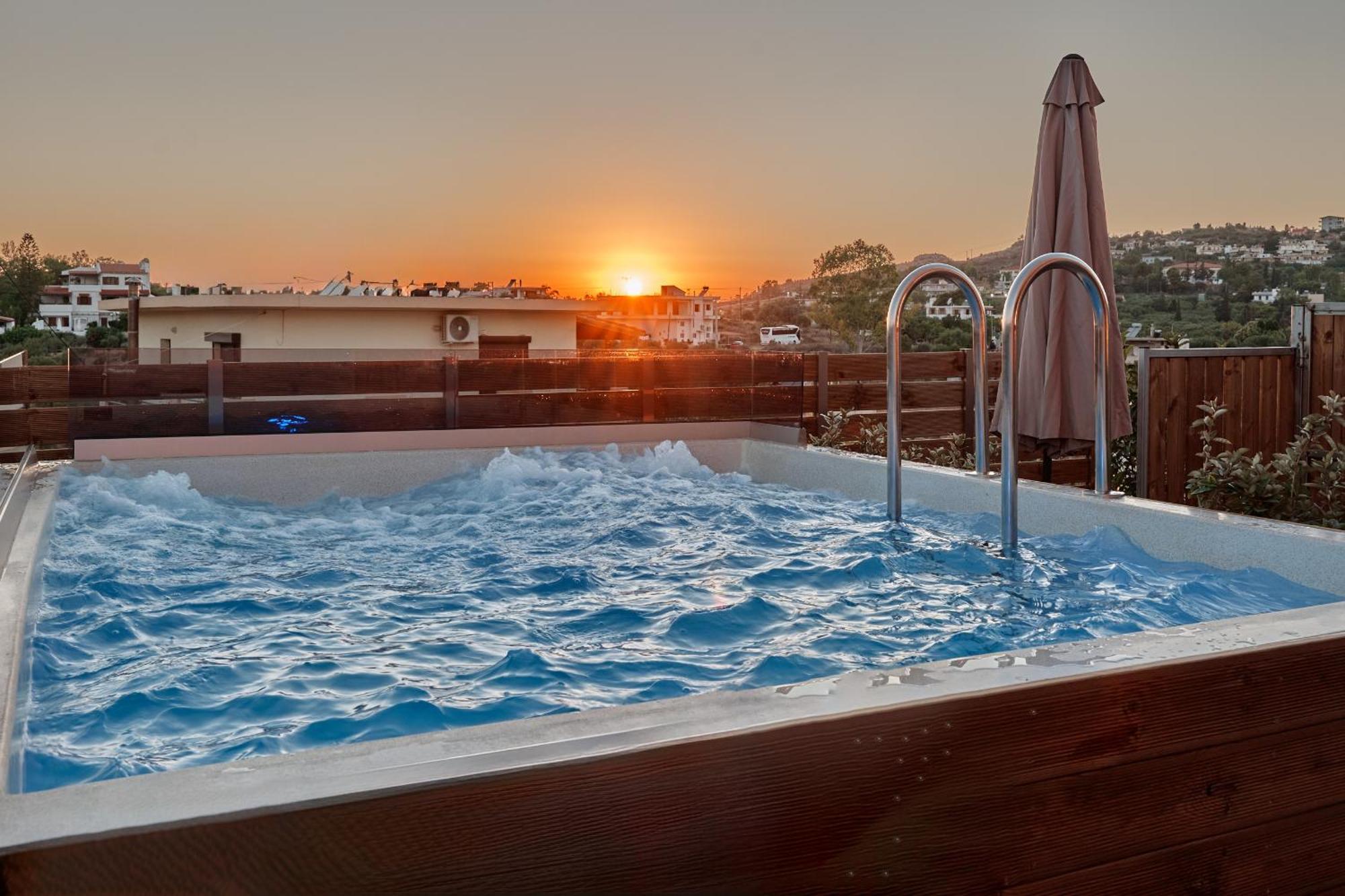 Thearia Holiday home