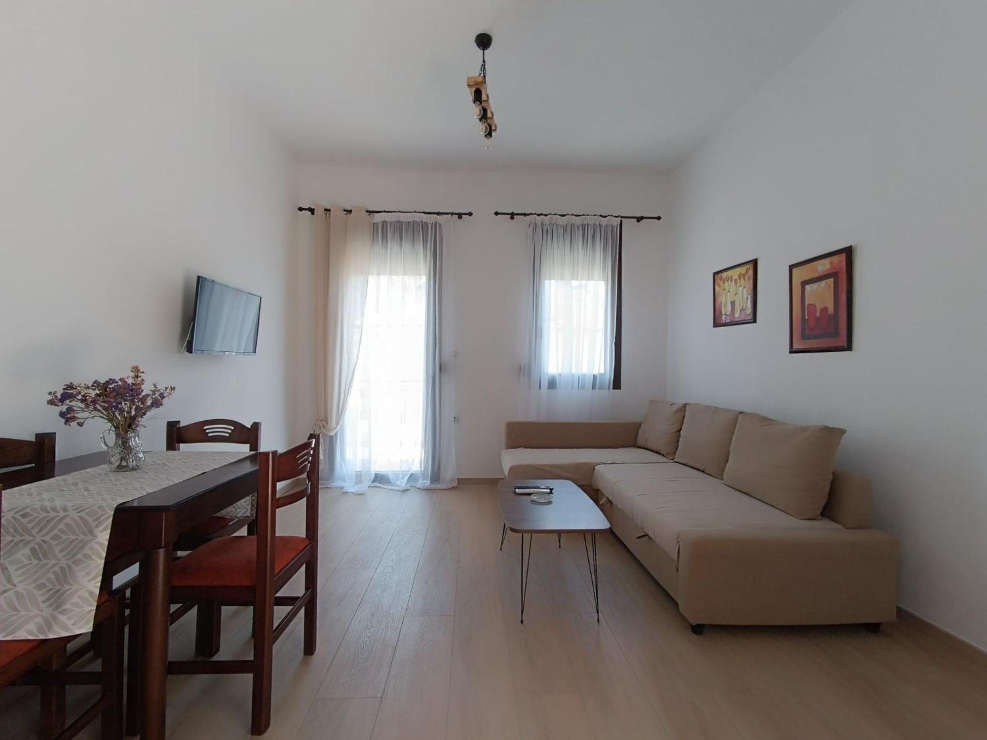 Marilou Apartment Fourka