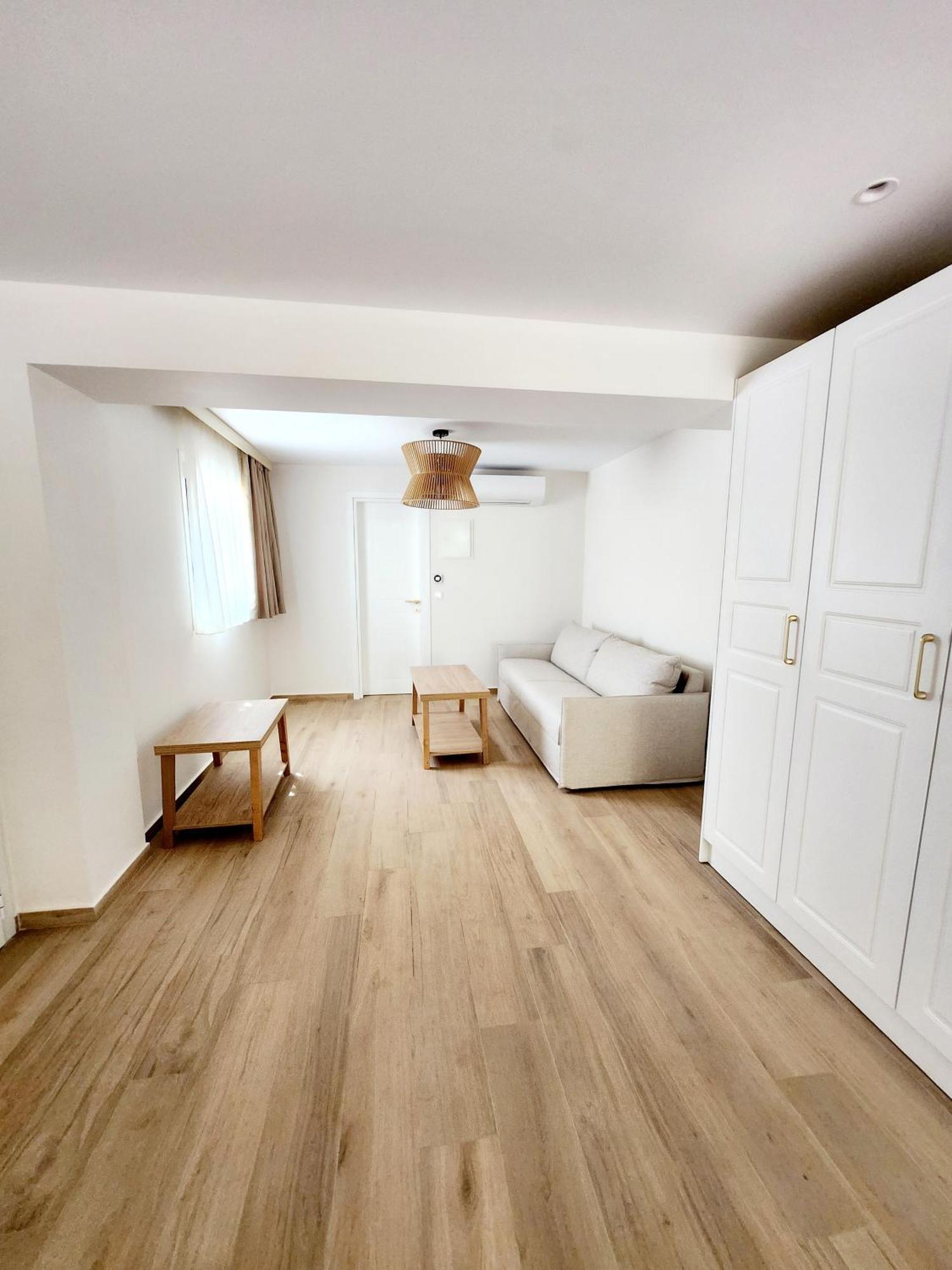 Serenity Hill Apartment Paliouri
