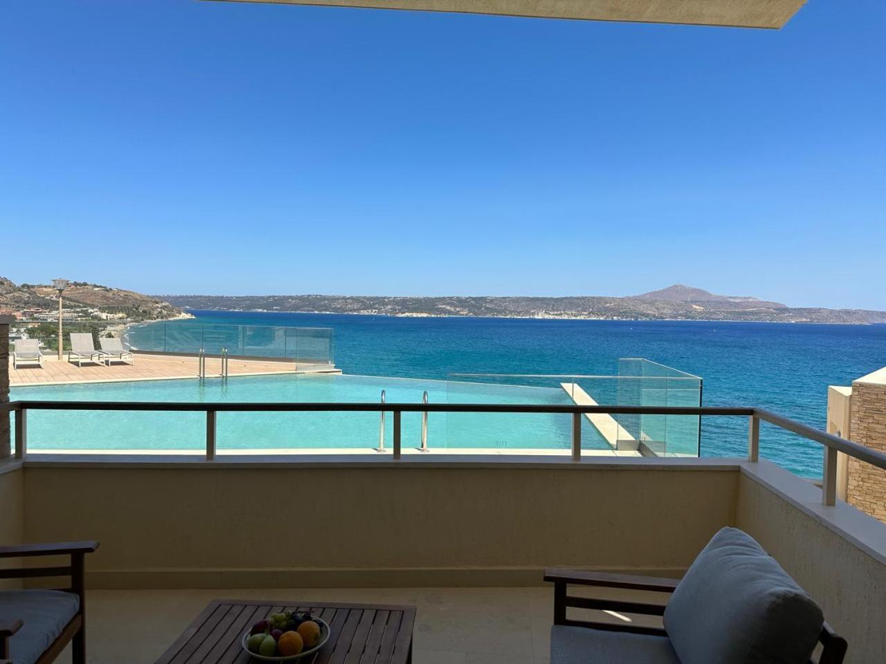 Panorama Seaview Village At Apartment *