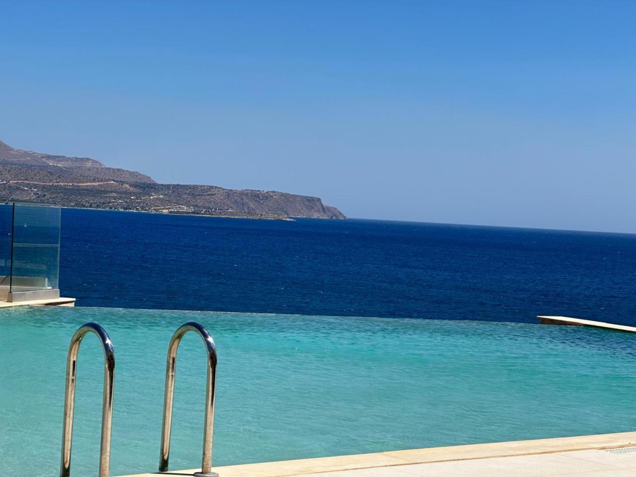 Panorama Seaview Village At Apartment *
