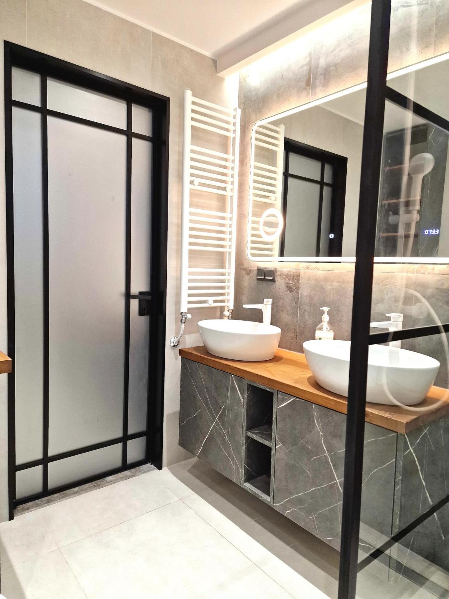 Apartment Zenozy Luxury