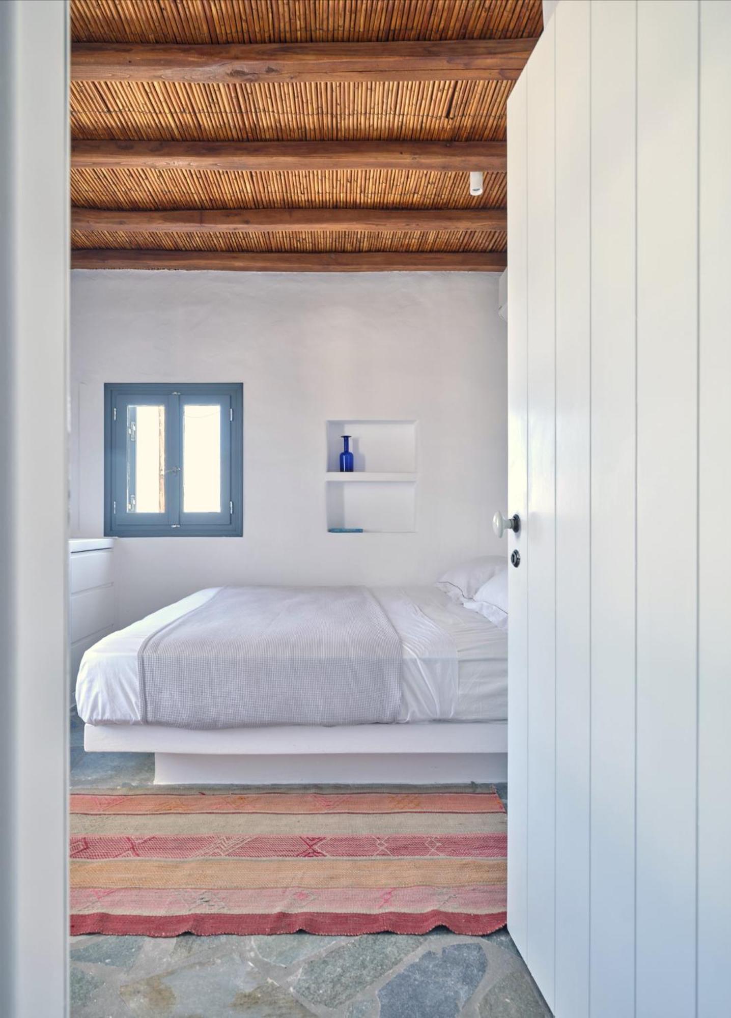 Center - Cycladic House On 3 Levels