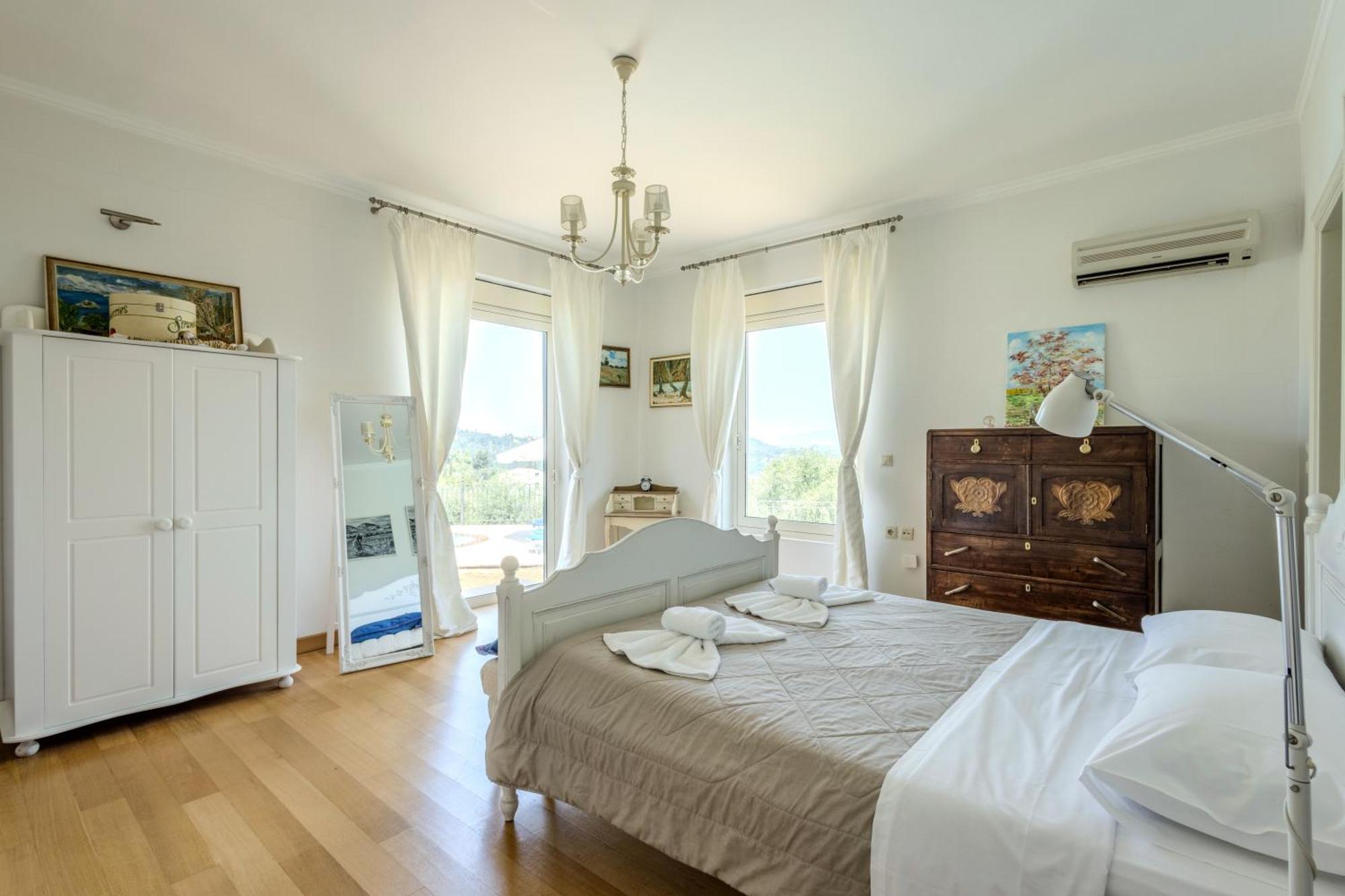 Villa Olea Corfu Luxury With Infinity Pool & Panoramic Views Near Achillion Palace