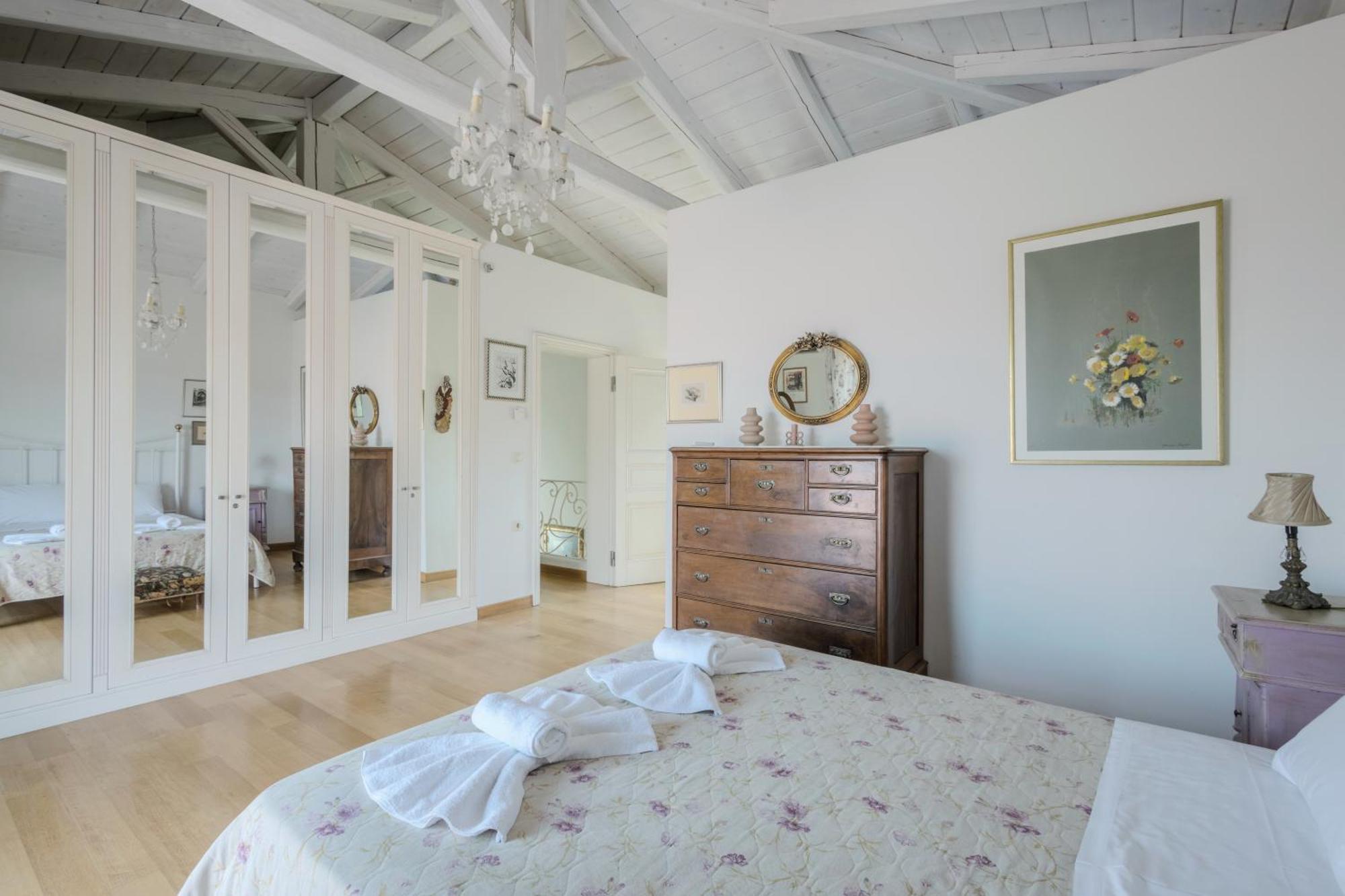 Olea Corfu Luxury With Infinity Pool & Panoramic Views Near Achillion Palace *