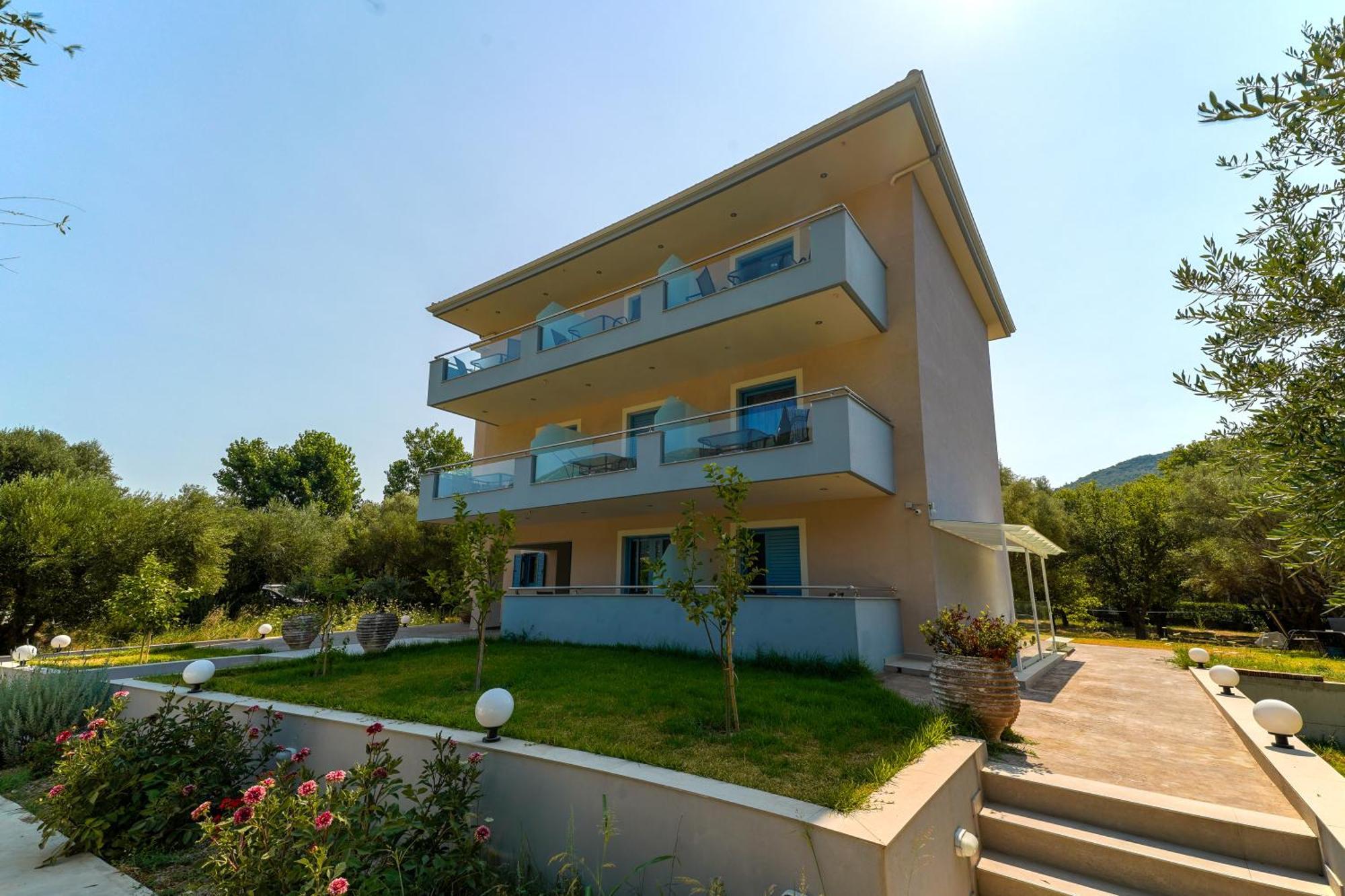 Ammos & Thalassa * Vasiliki (Lefkada)