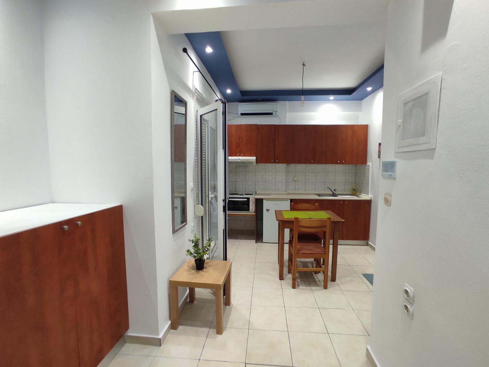Chalkidonos Apartment *