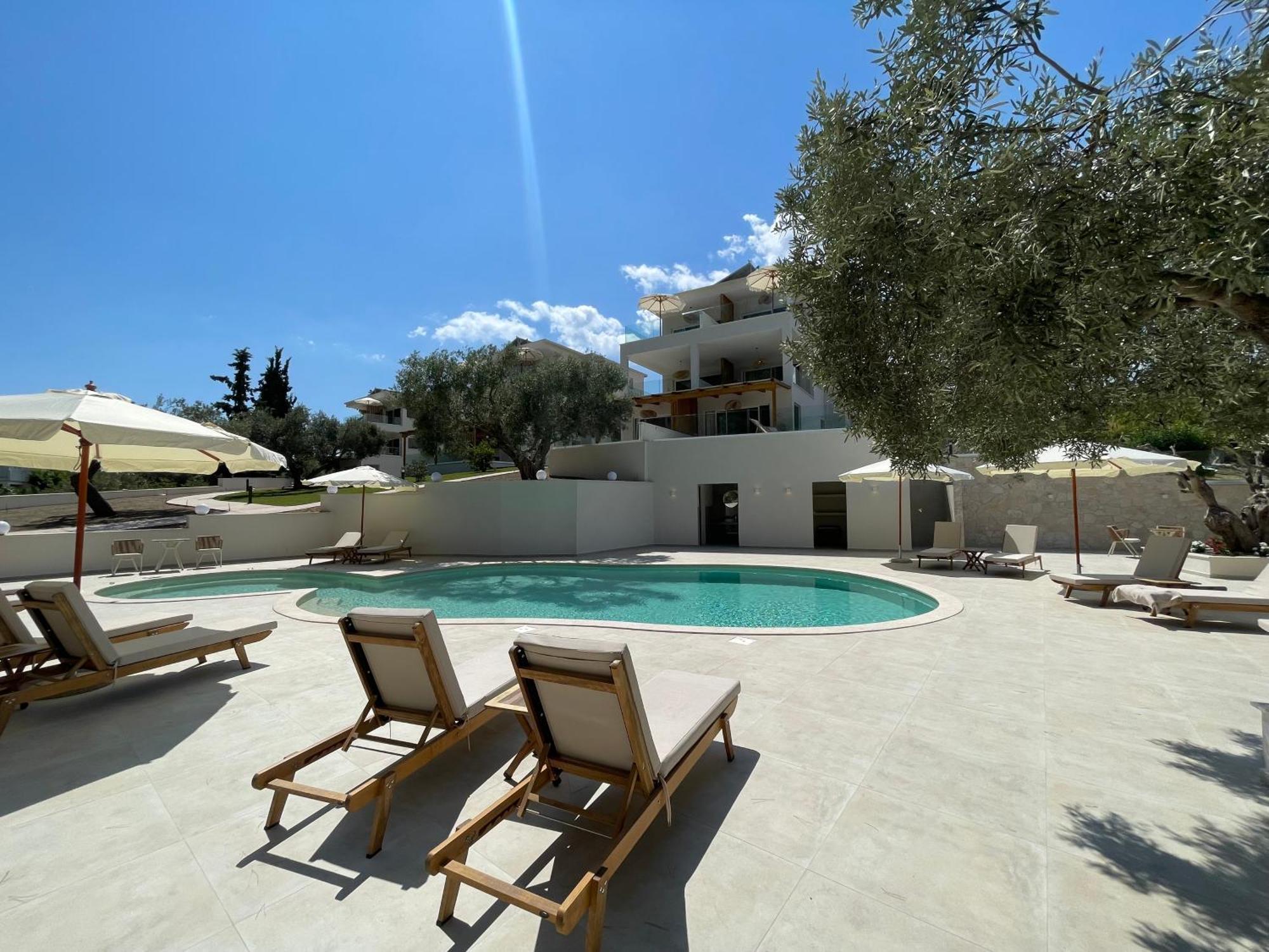Serenity Hill Apartment Paliouri