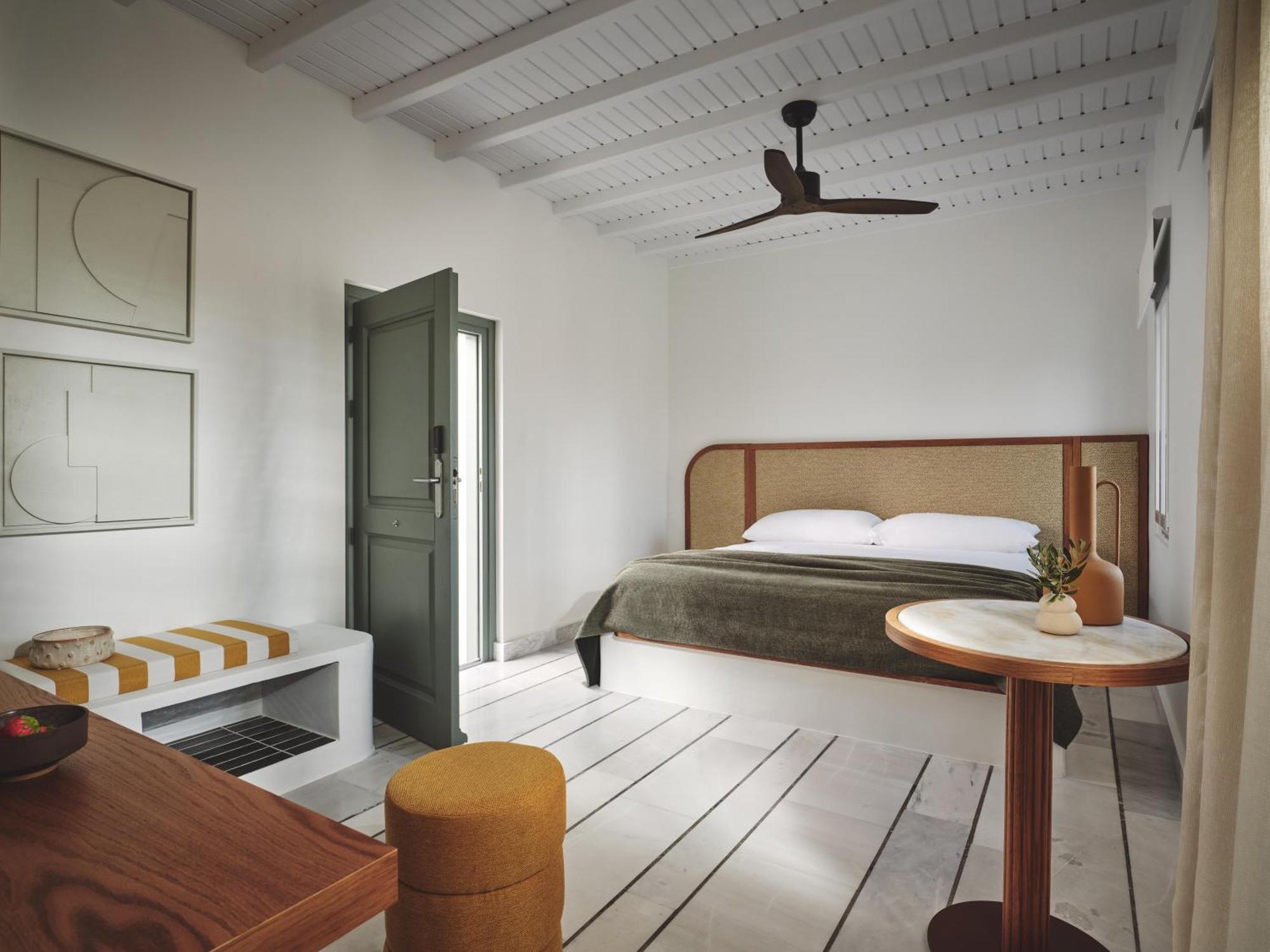 Numo Mykonos Boutique