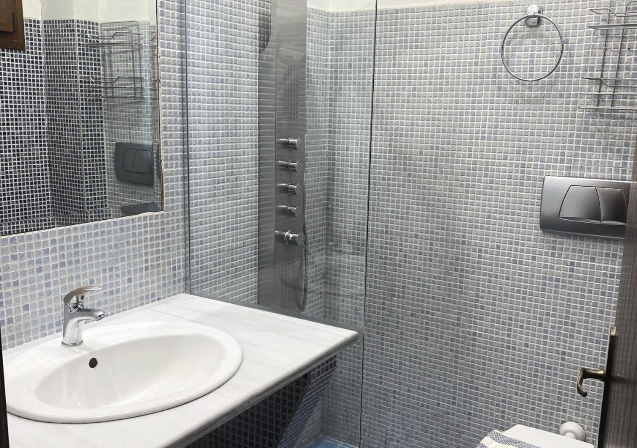 Zeus Hotel 3*