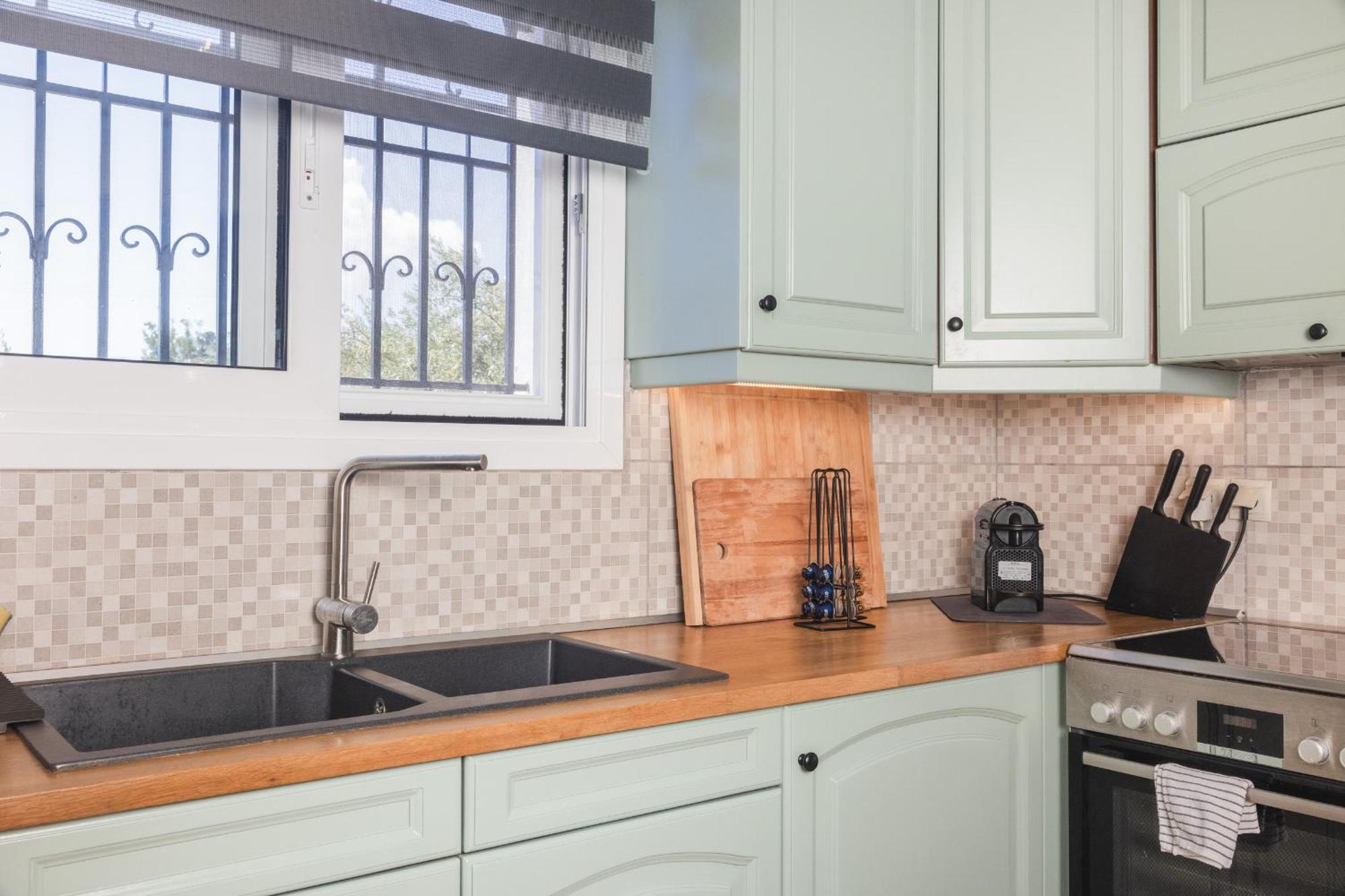 Sea View Maisonette Apartment *