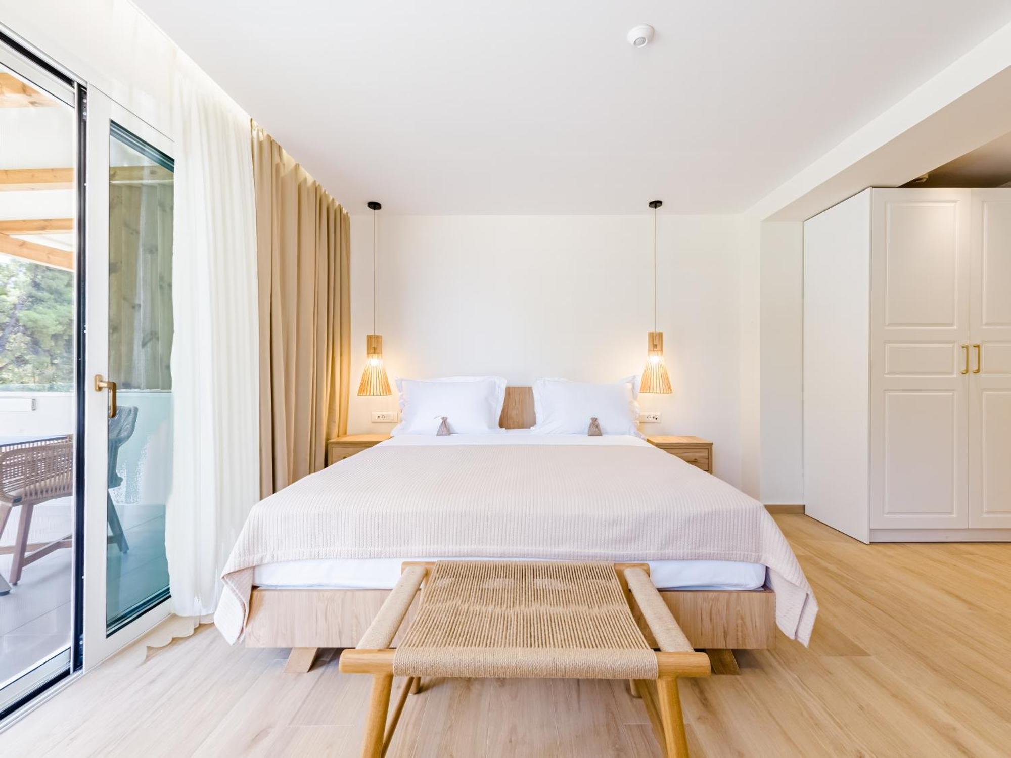 Serenity Hill Apartment Paliouri