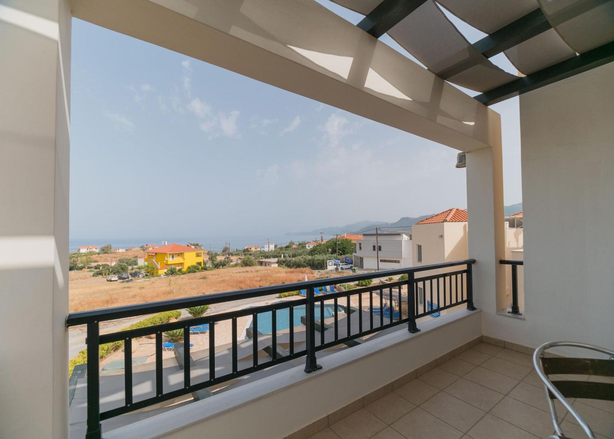 Aparthotel & Studios, Xifoupolis