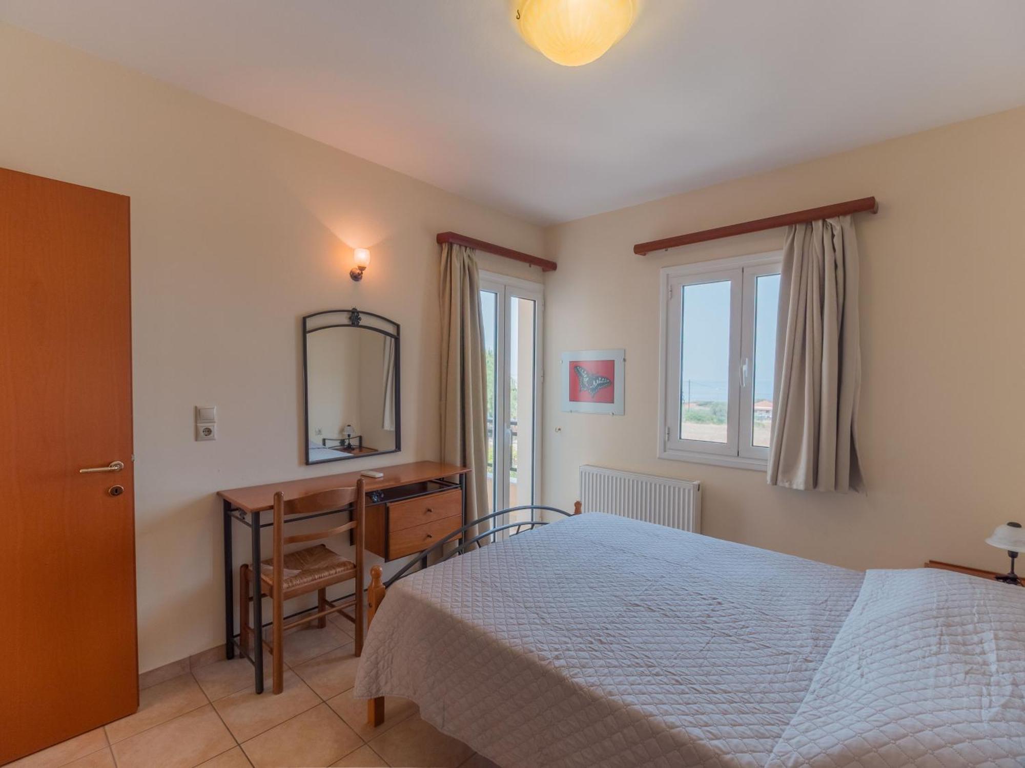 & Studios, Xifoupolis Aparthotel