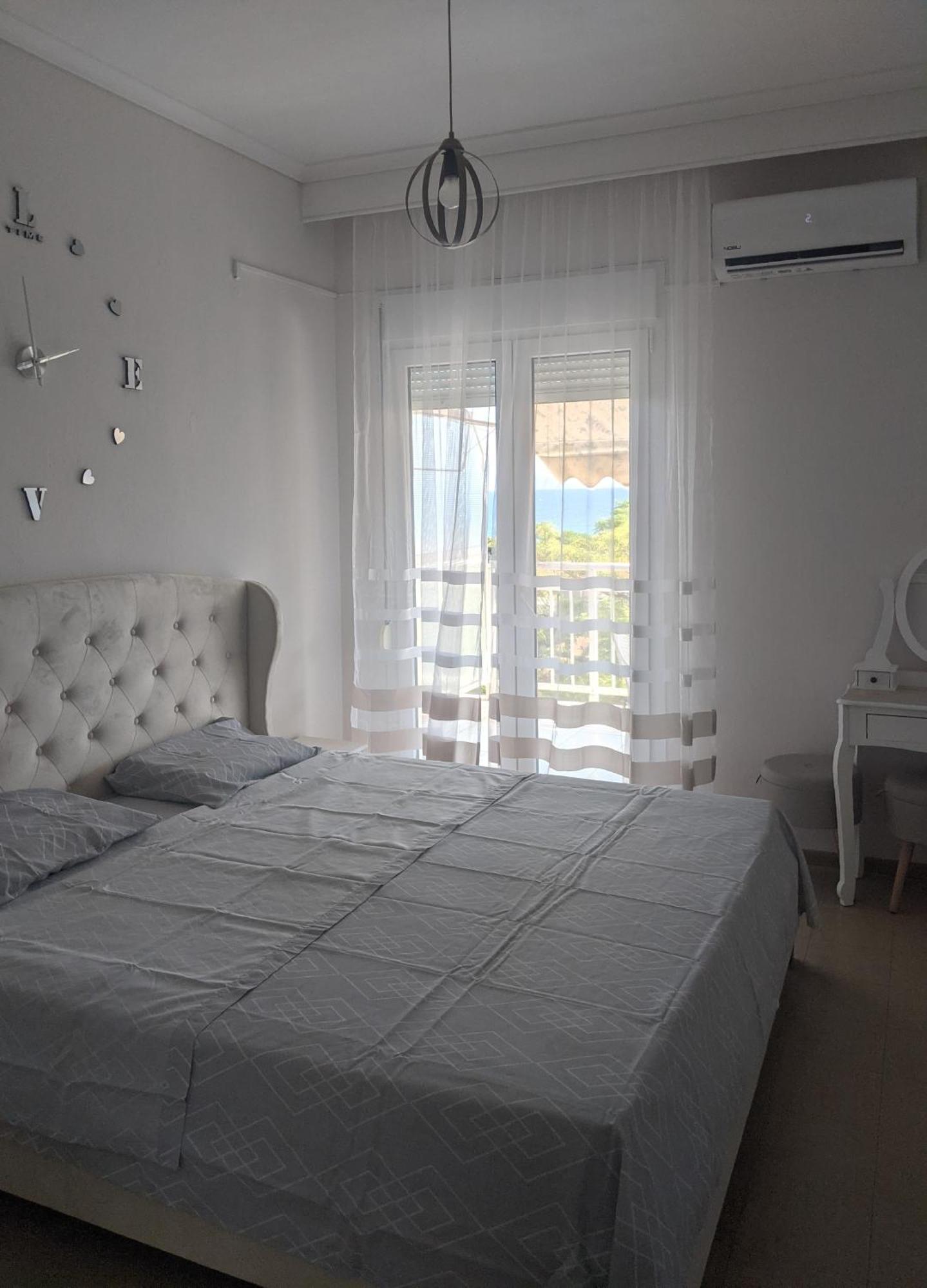 Apartment Dreams