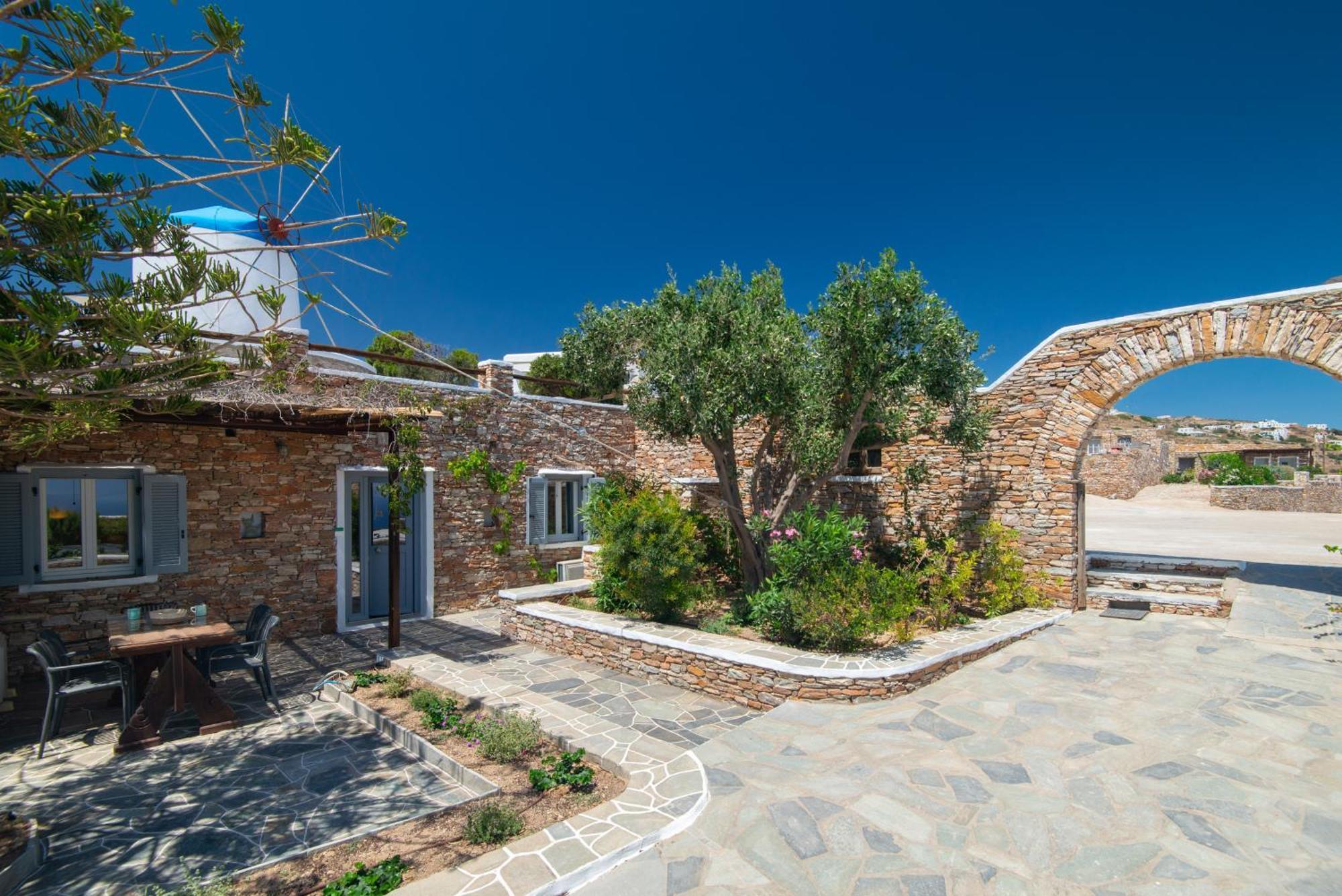 Windmill Bella Vista Aparthotel Artemonas